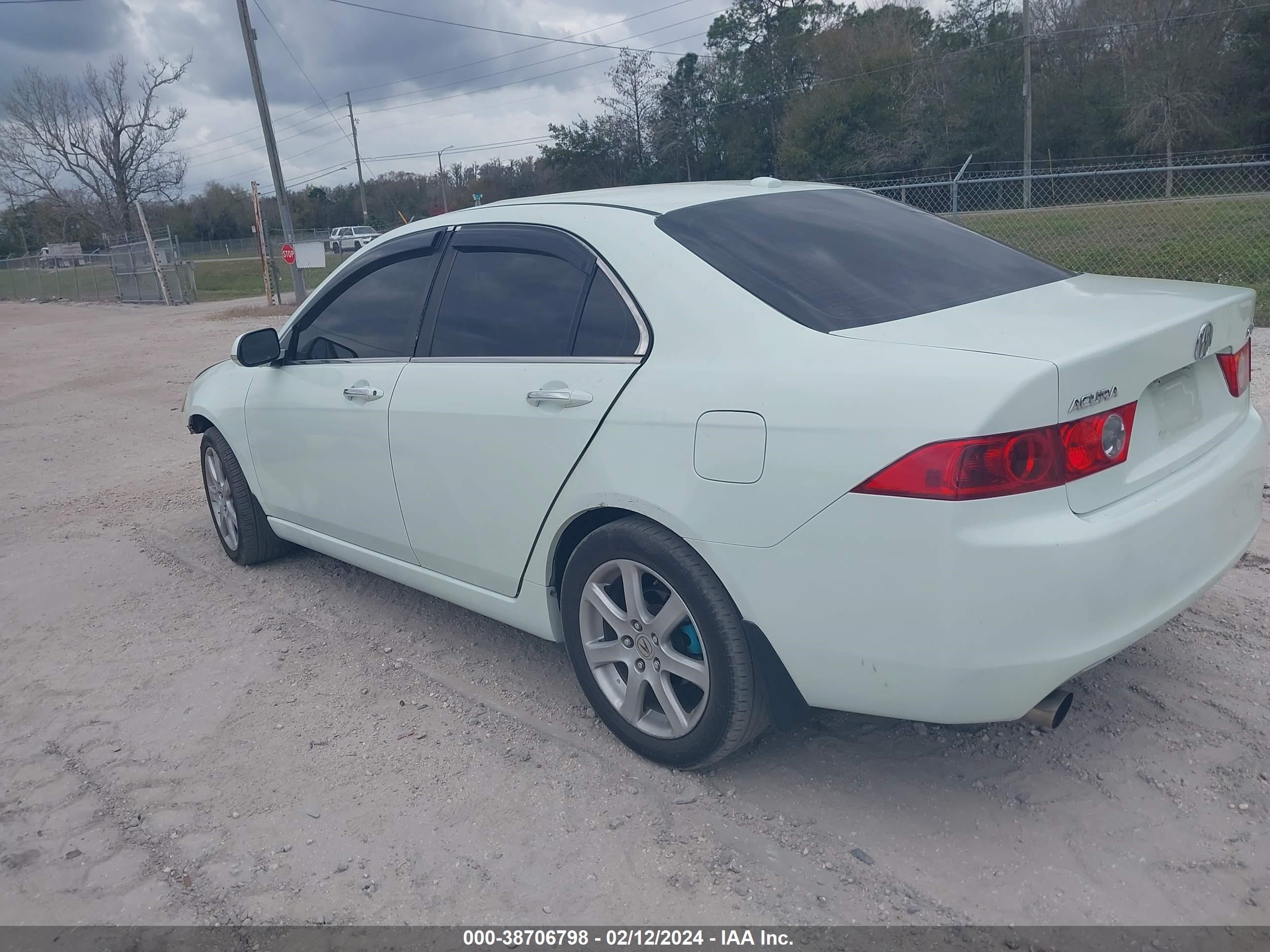 Photo 2 VIN: JH4CL96885C026534 - ACURA TSX 