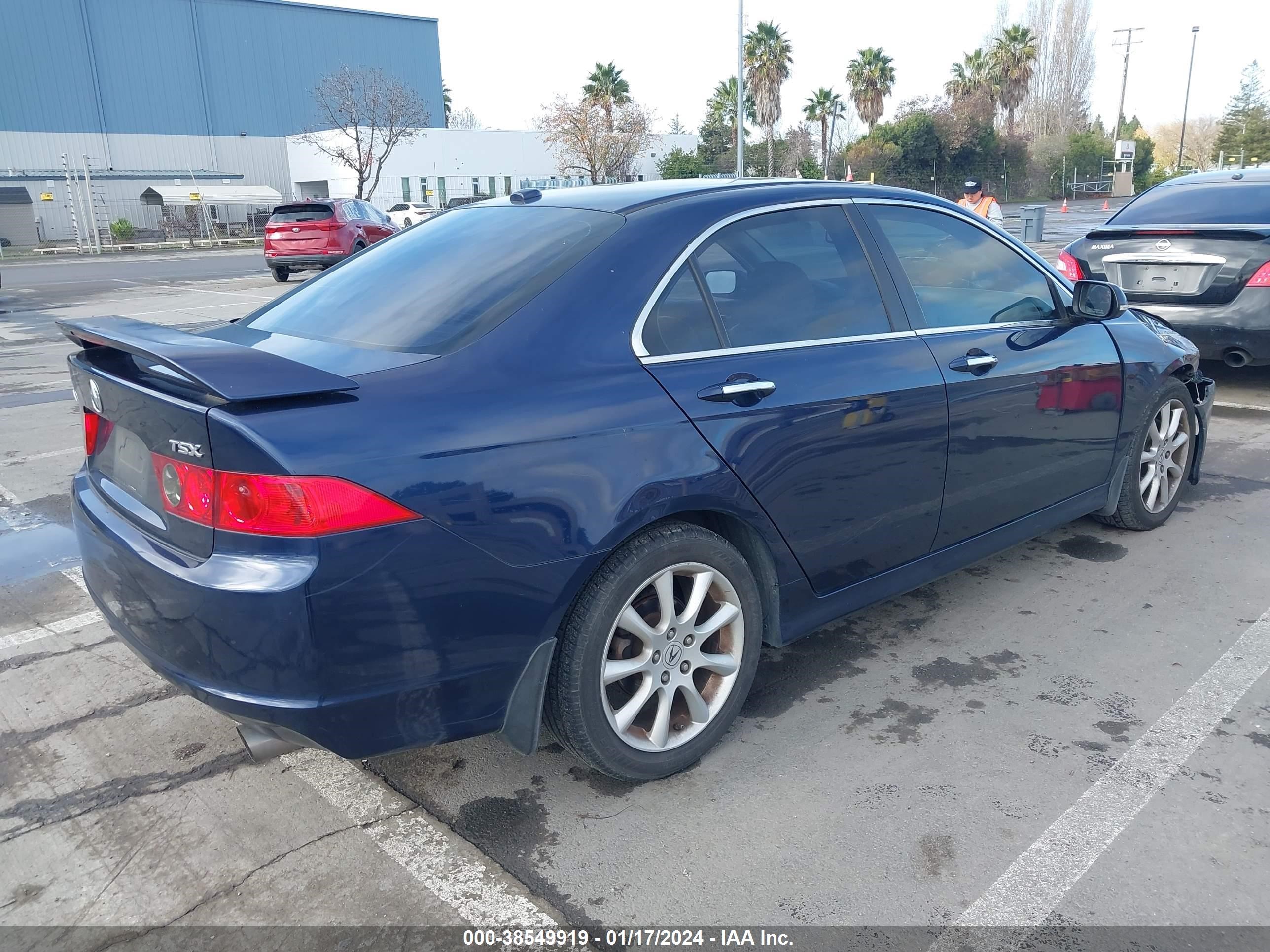 Photo 3 VIN: JH4CL96888C005848 - ACURA TSX 