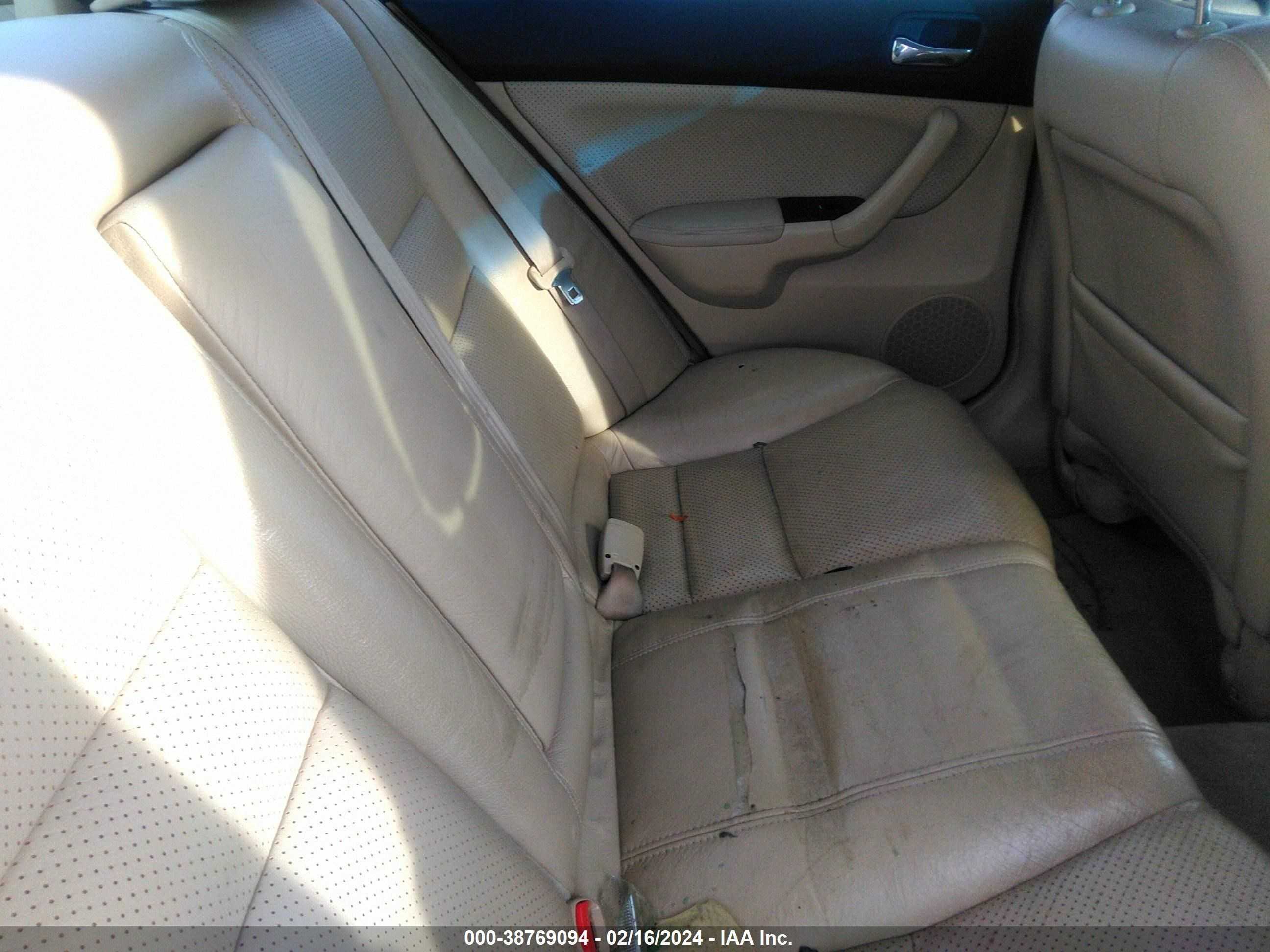 Photo 7 VIN: JH4CL968X4C009510 - HONDA ACCORD 