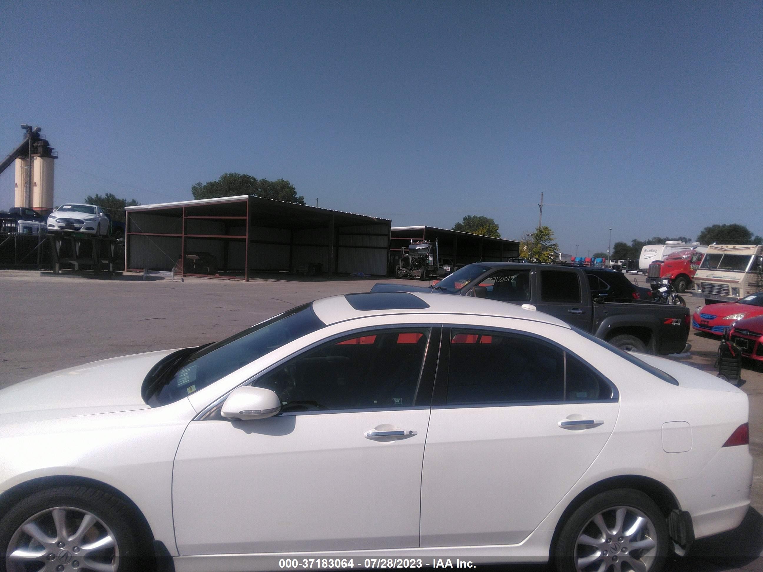 Photo 13 VIN: JH4CL968X6C036600 - ACURA TSX 