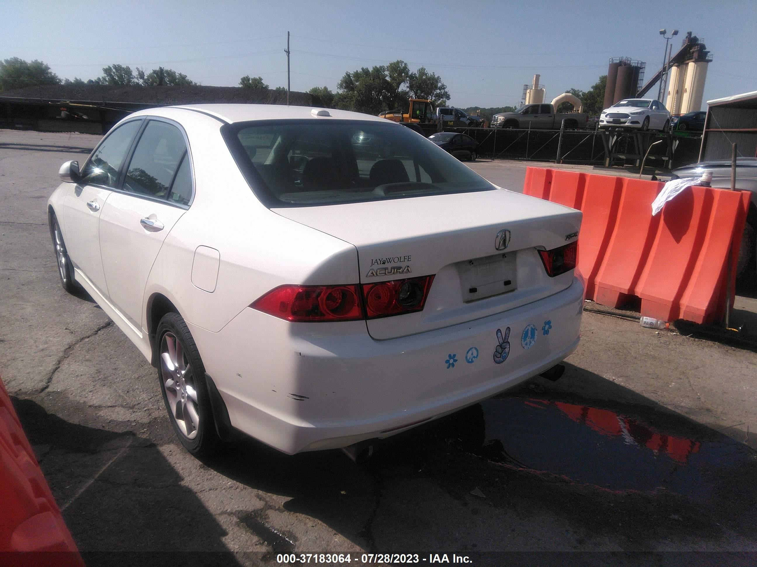 Photo 2 VIN: JH4CL968X6C036600 - ACURA TSX 