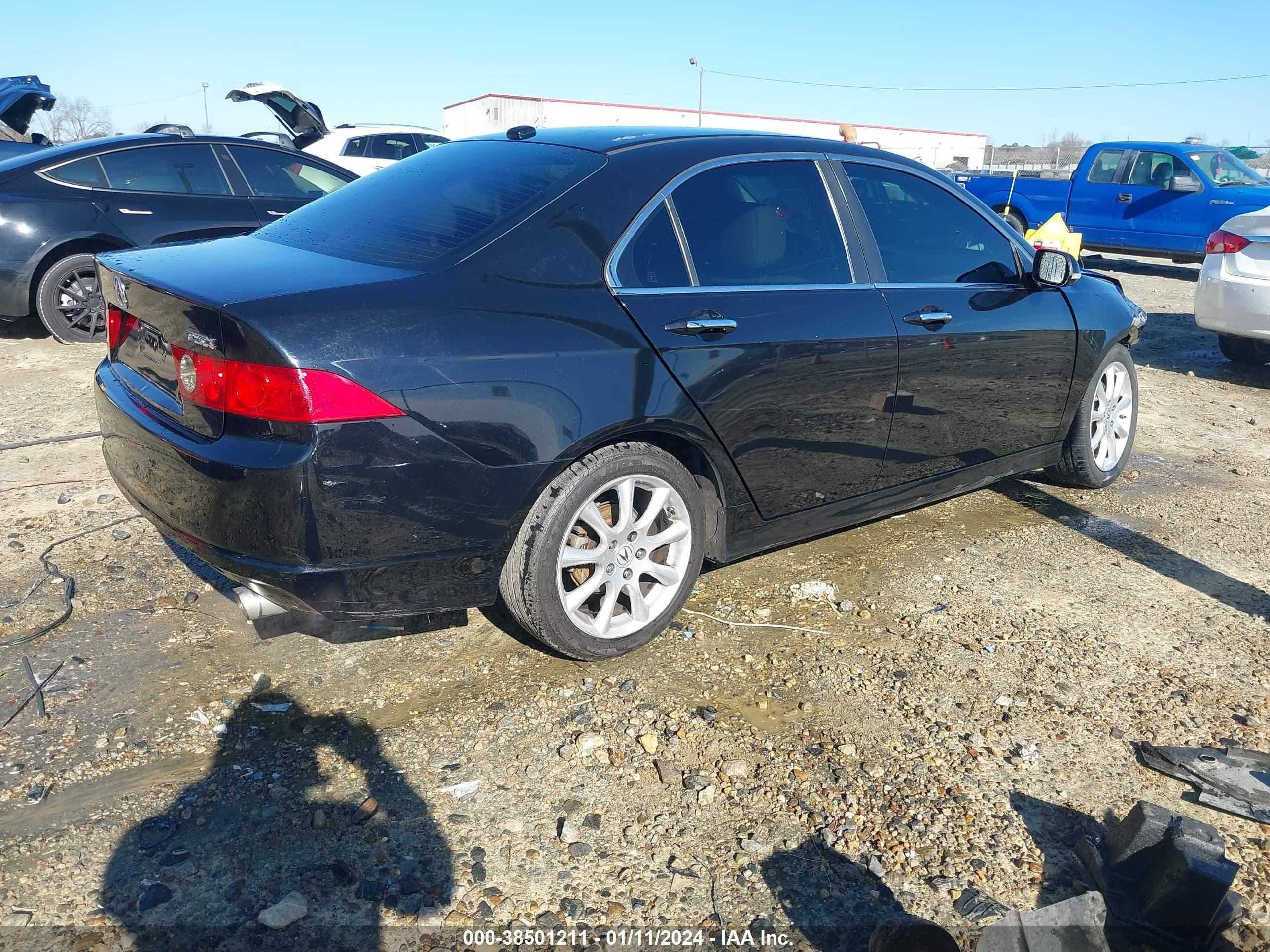 Photo 3 VIN: JH4CL968X8C010985 - ACURA TSX 