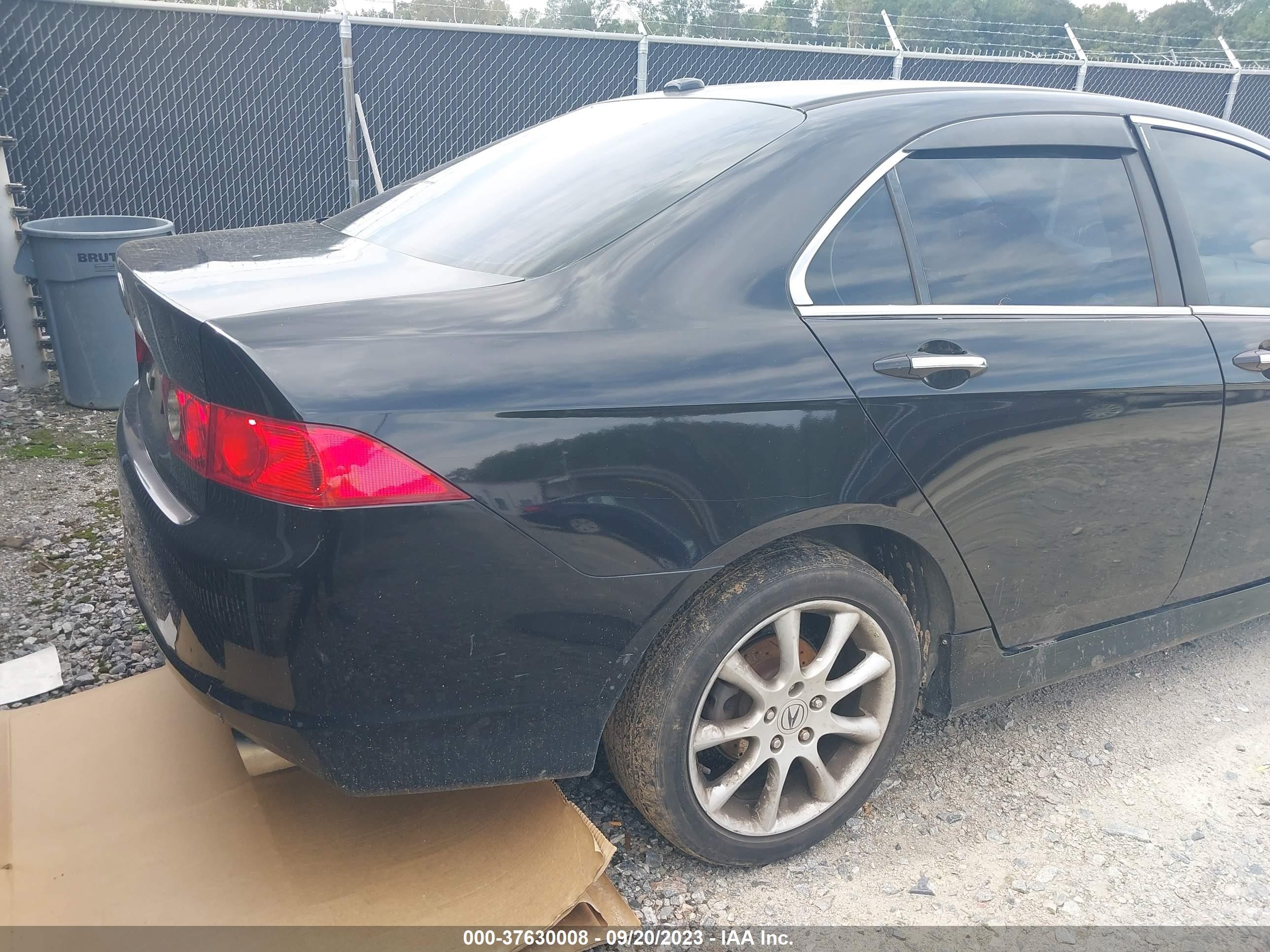 Photo 4 VIN: JH4CL96927C014438 - ACURA TSX 