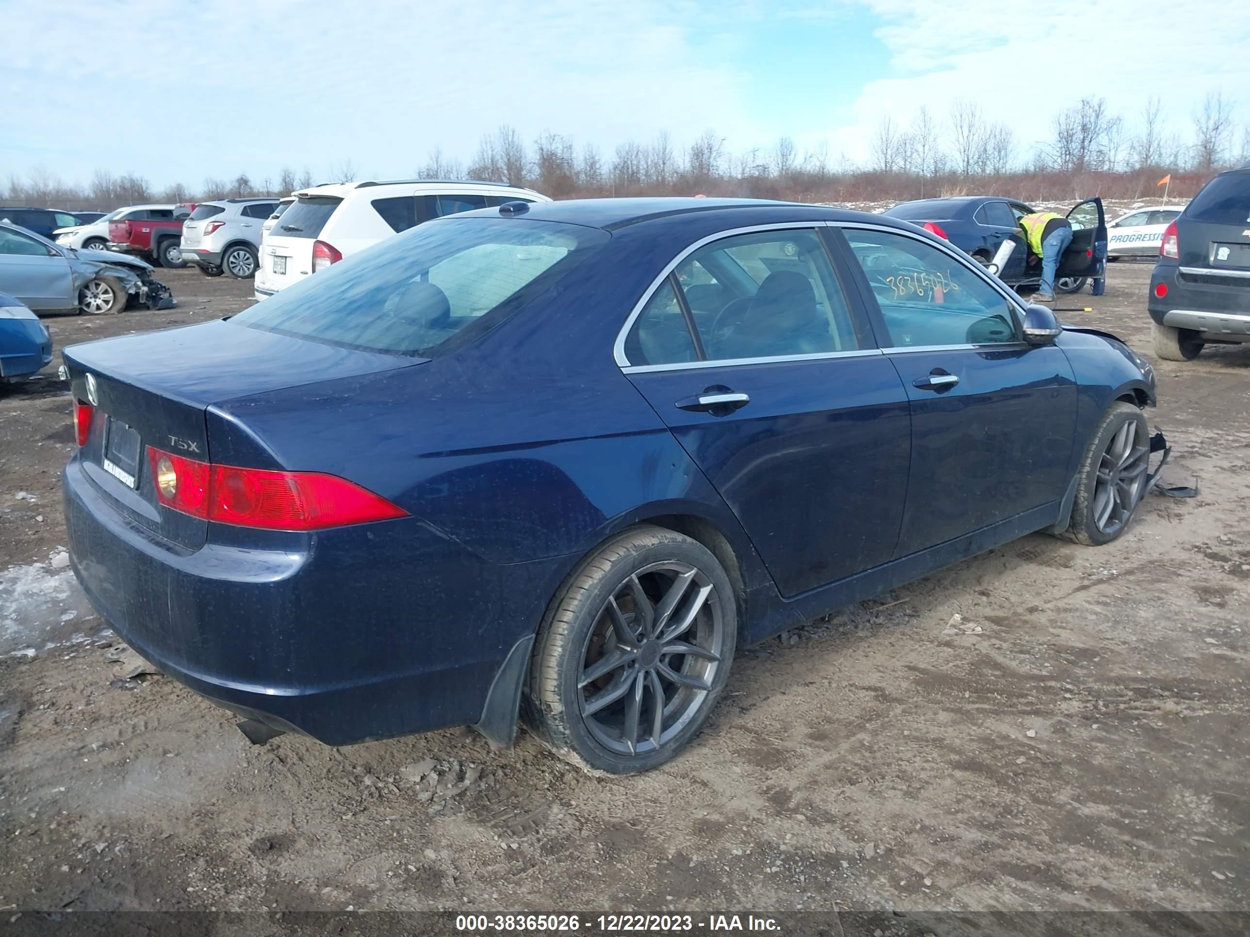 Photo 3 VIN: JH4CL96936C027746 - ACURA TSX 