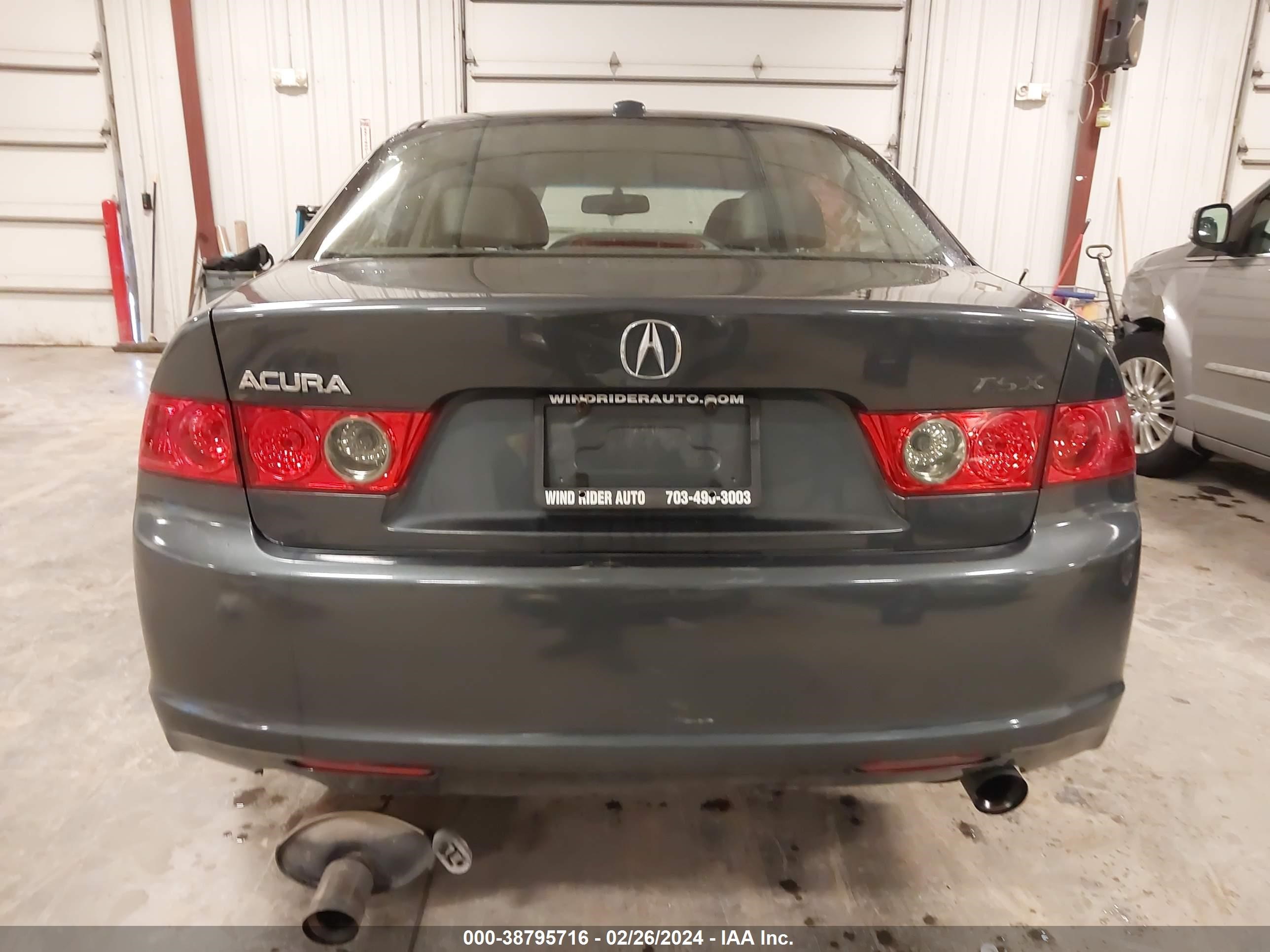 Photo 15 VIN: JH4CL96958C001524 - ACURA TSX 