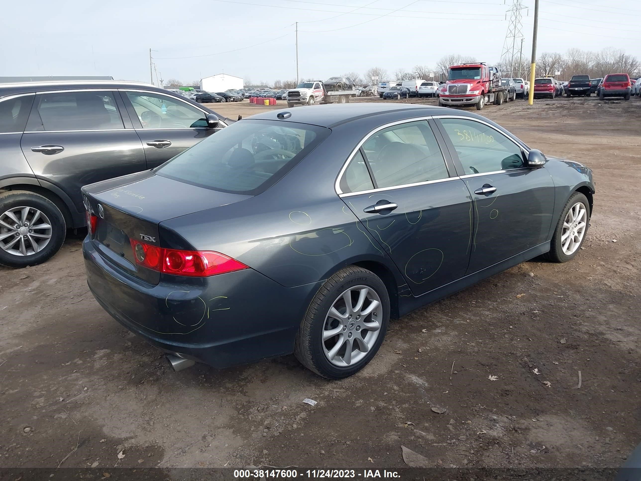 Photo 3 VIN: JH4CL96967C010375 - ACURA TSX 