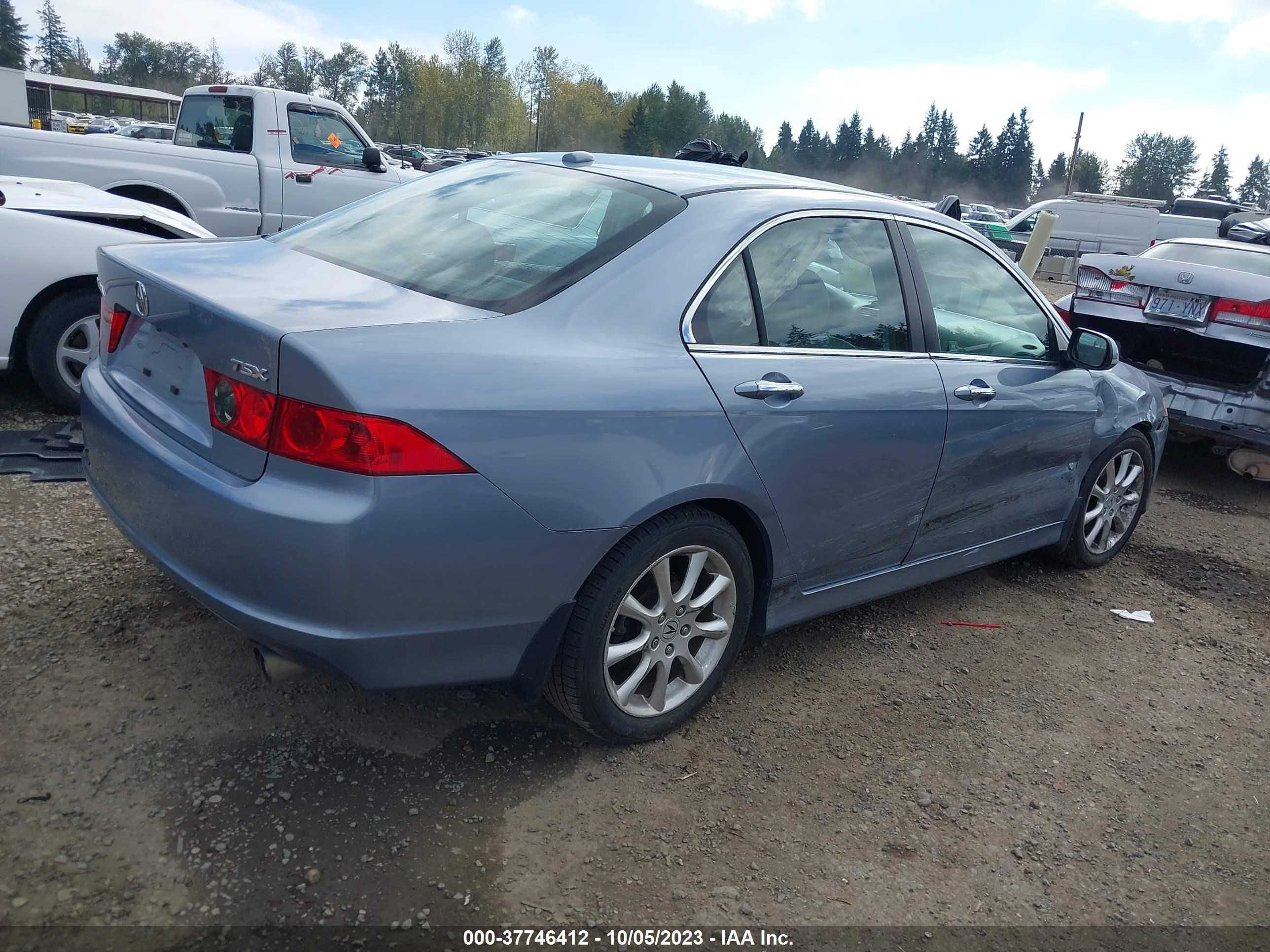 Photo 3 VIN: JH4CL96967C010828 - ACURA TSX 