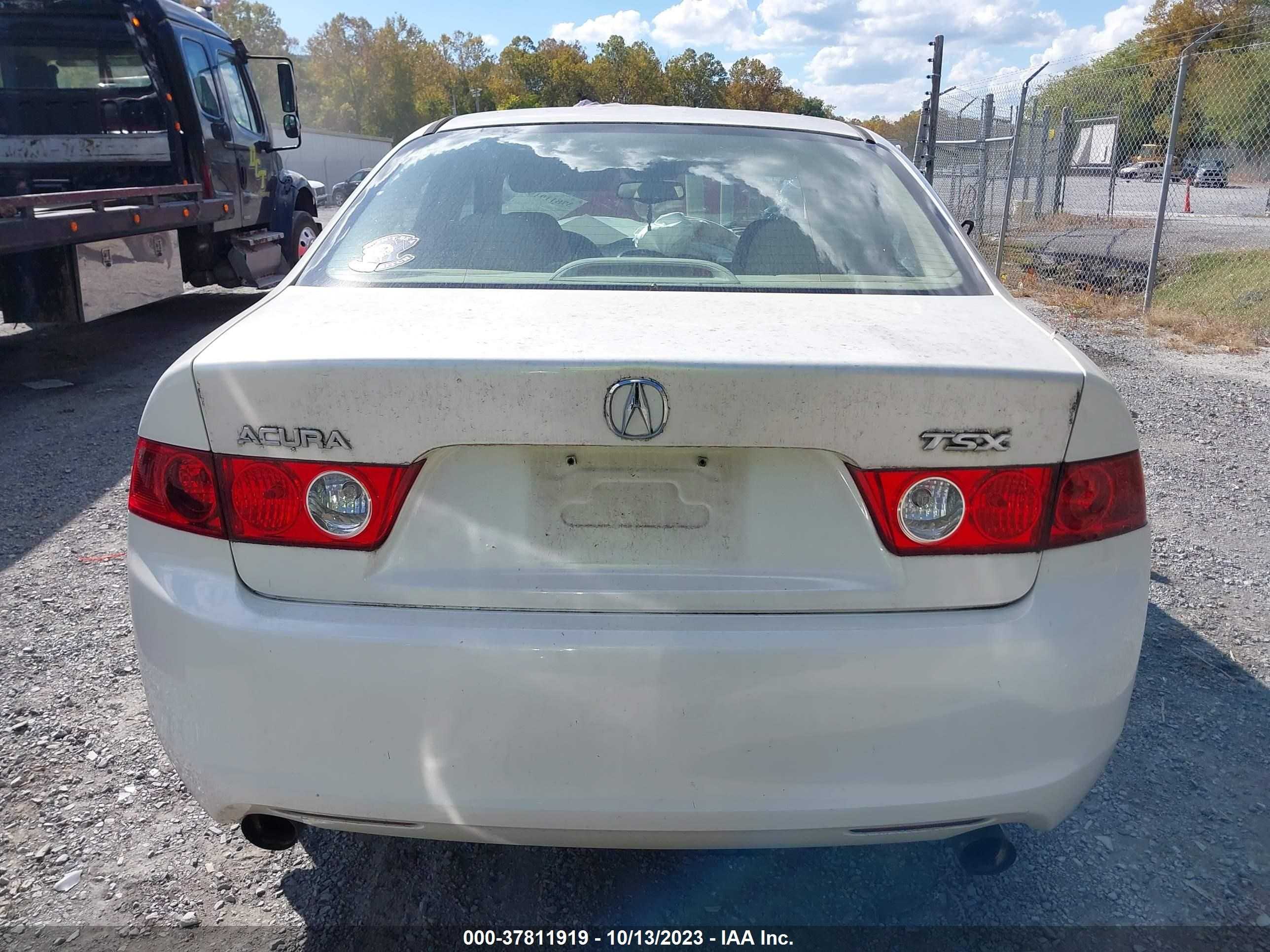 Photo 16 VIN: JH4CL96984C043728 - ACURA TSX 