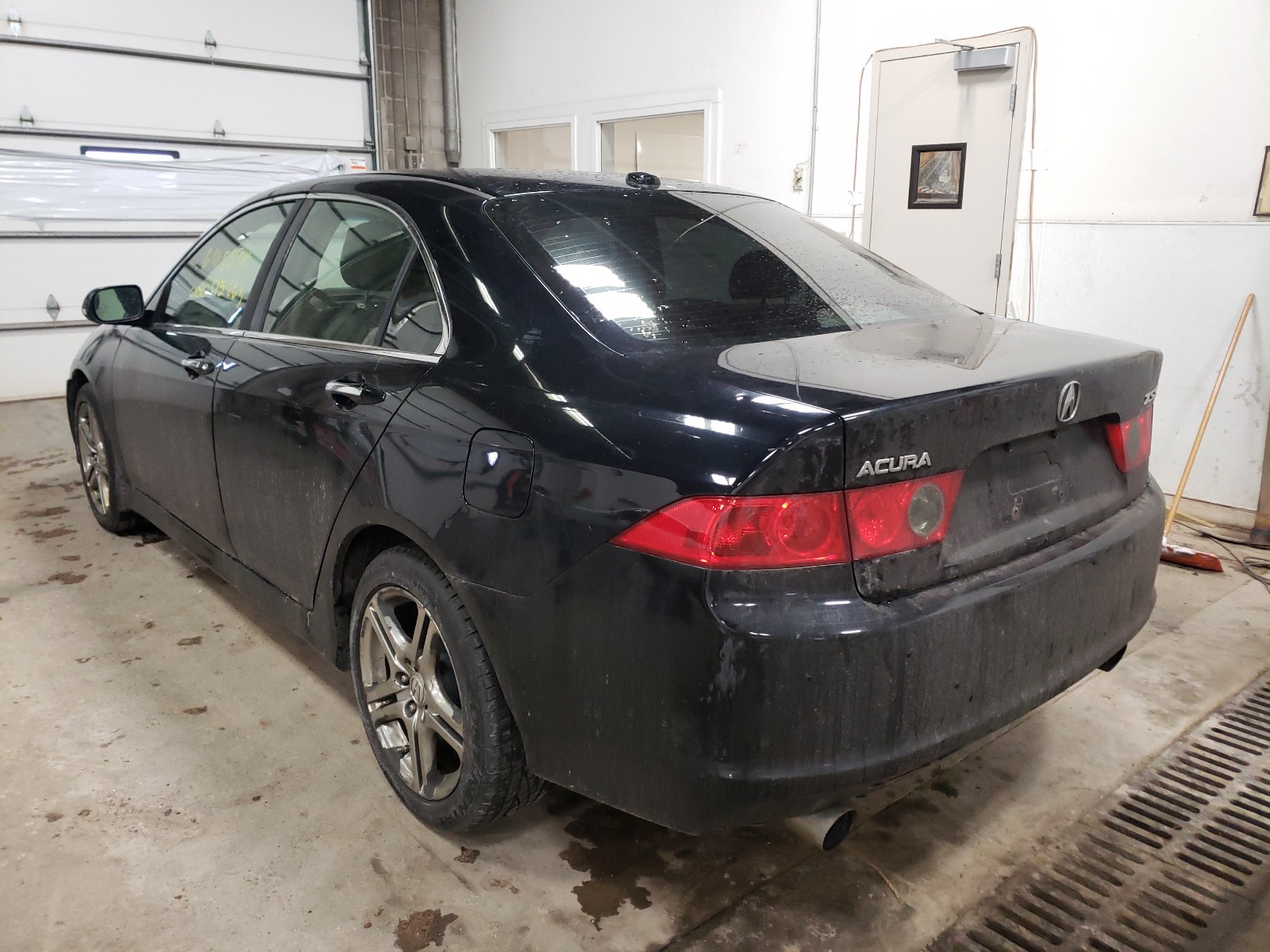 Photo 2 VIN: JH4CL96988C021833 - ACURA TSX 