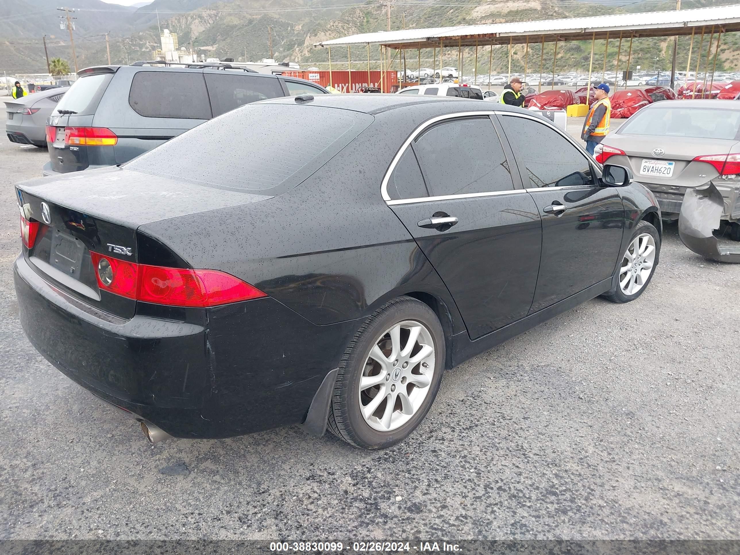 Photo 3 VIN: JH4CL96998C007746 - ACURA TSX 