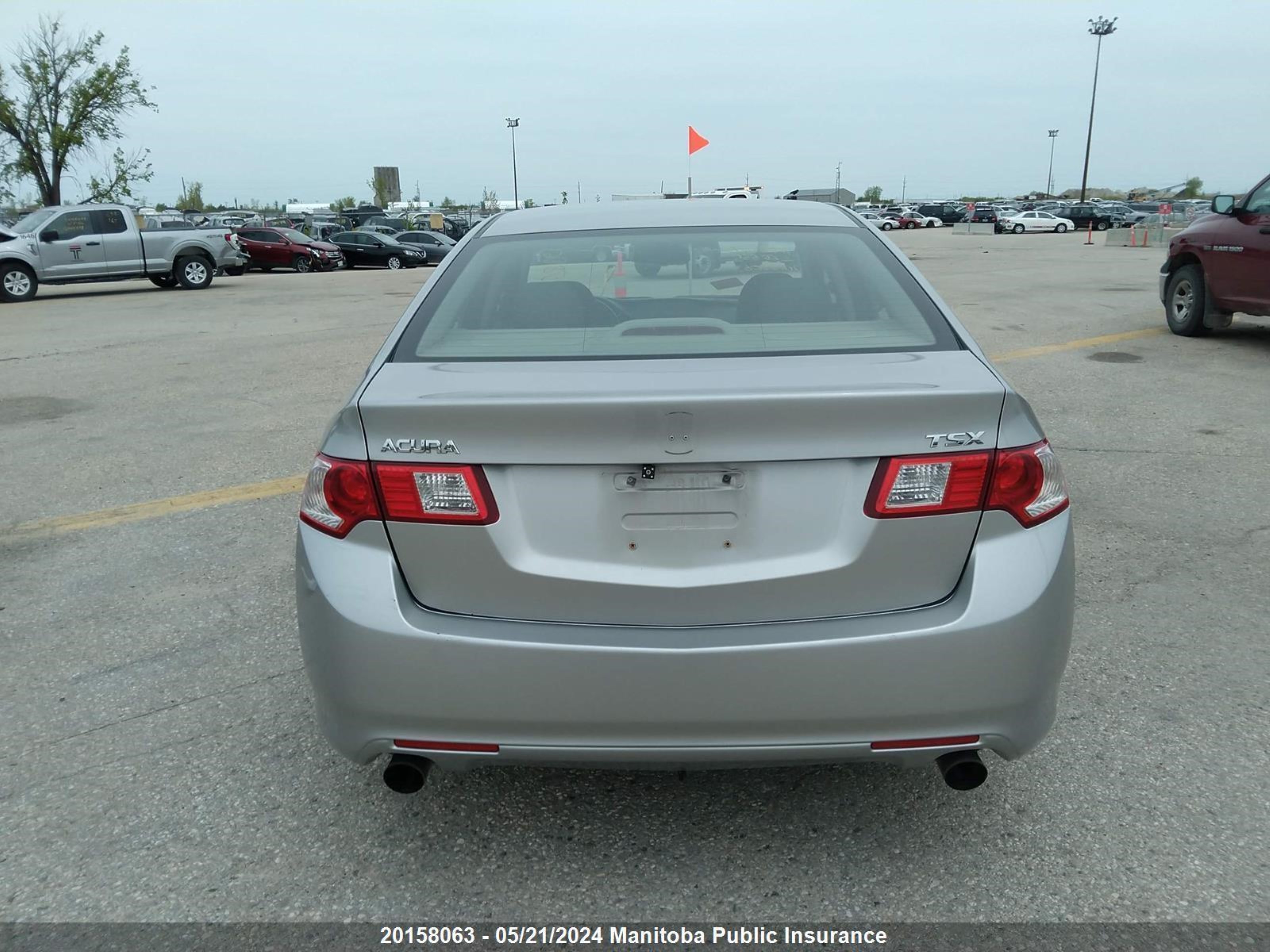 Photo 15 VIN: JH4CU264X9C800693 - ACURA TSX 