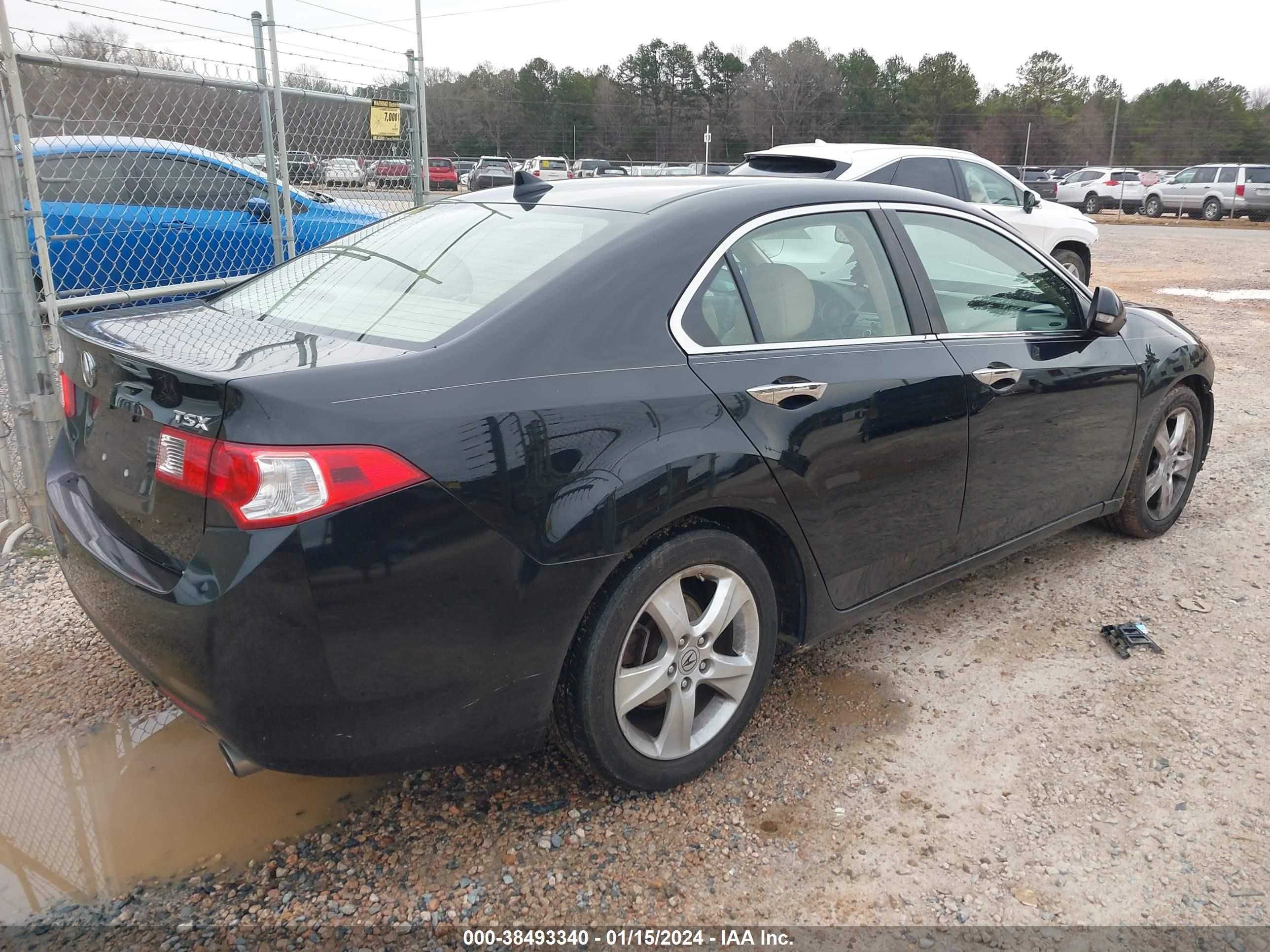 Photo 3 VIN: JH4CU26609C027721 - ACURA TSX 