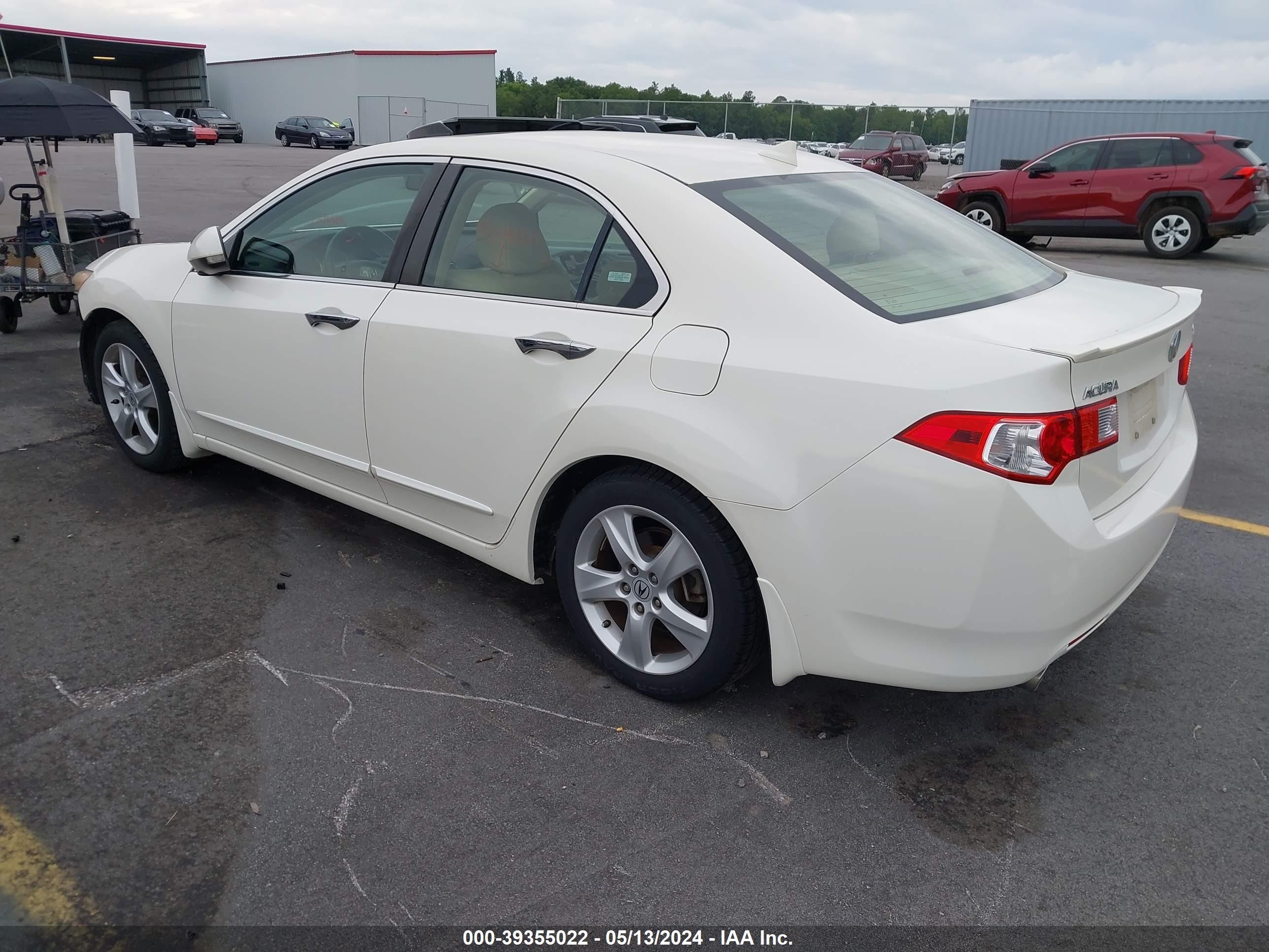 Photo 2 VIN: JH4CU26609C028688 - ACURA TSX 