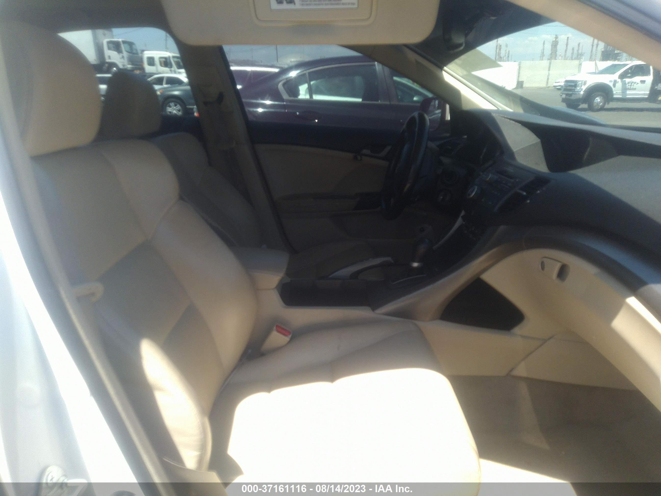 Photo 4 VIN: JH4CU26619C005789 - ACURA TSX 