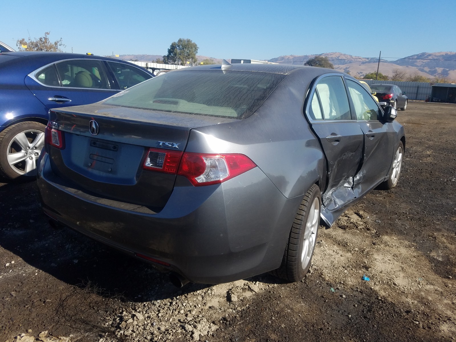 Photo 3 VIN: JH4CU26619C013942 - ACURA TSX 