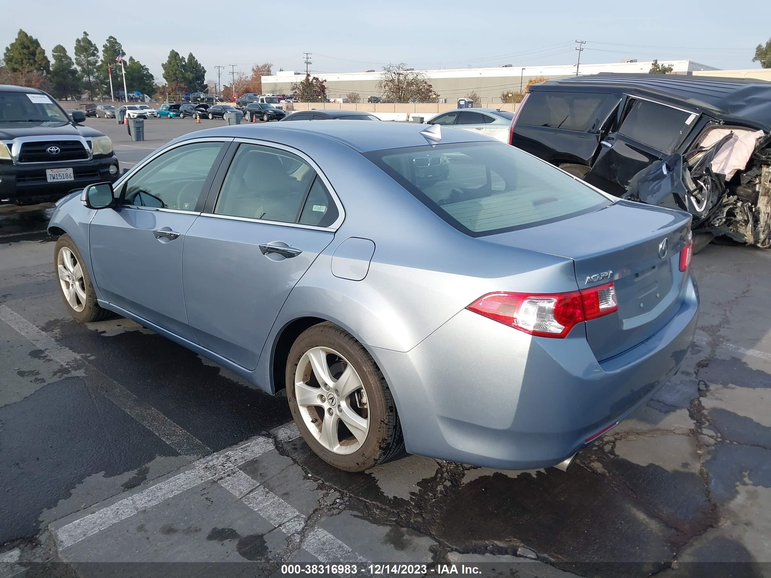 Photo 2 VIN: JH4CU26639C030788 - ACURA TSX 