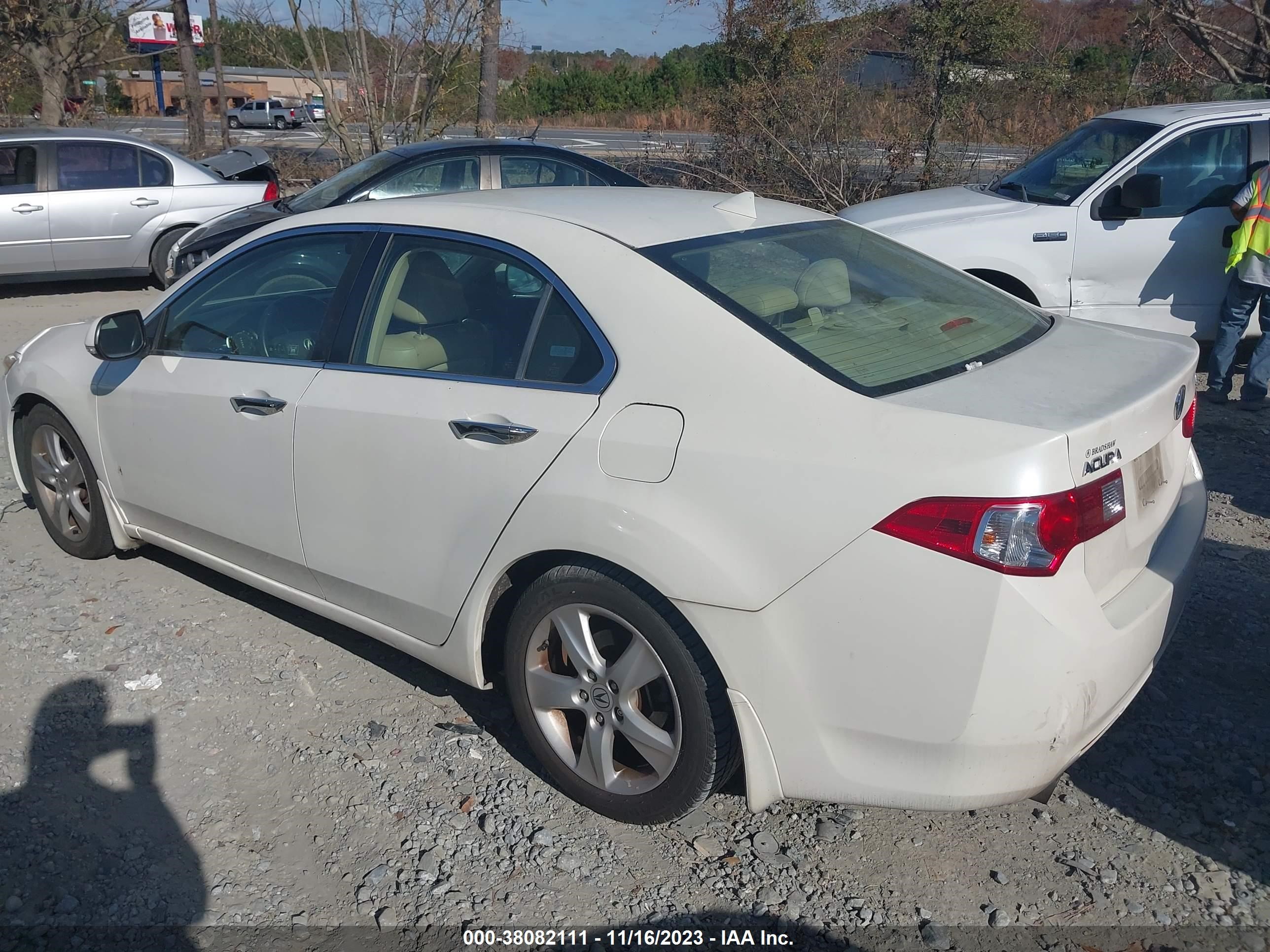 Photo 5 VIN: JH4CU26669C005836 - ACURA TSX 