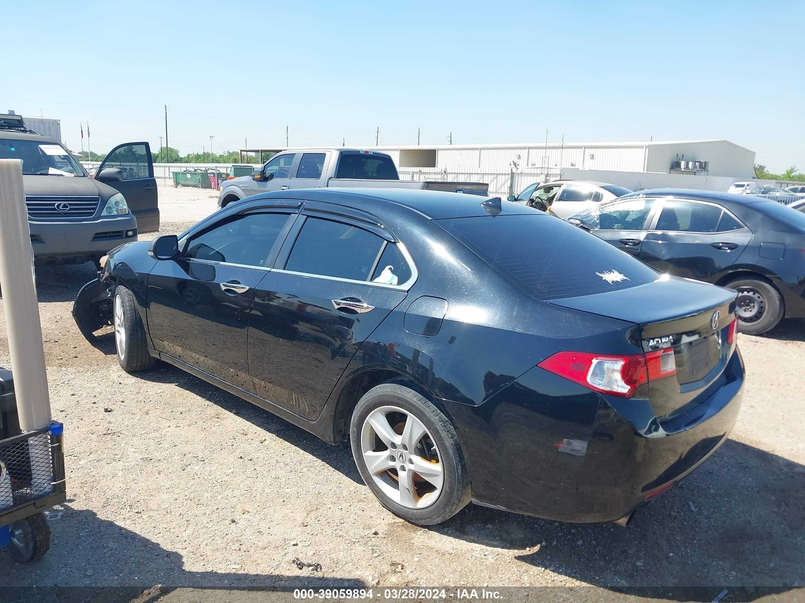 Photo 2 VIN: JH4CU26689C008365 - ACURA TSX 