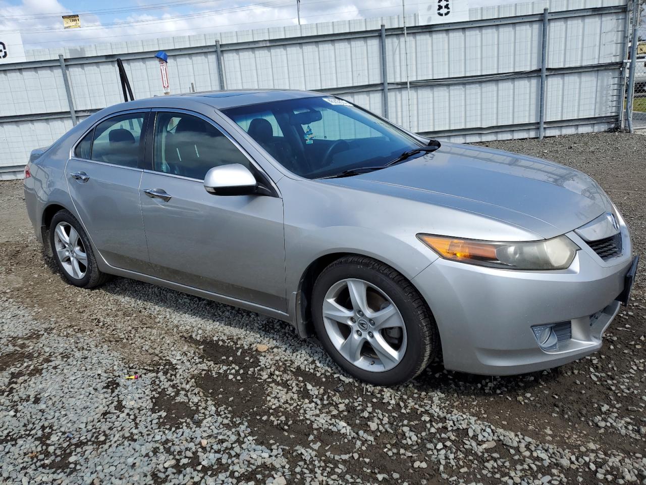 Photo 3 VIN: JH4CU266X9C016113 - ACURA TSX 