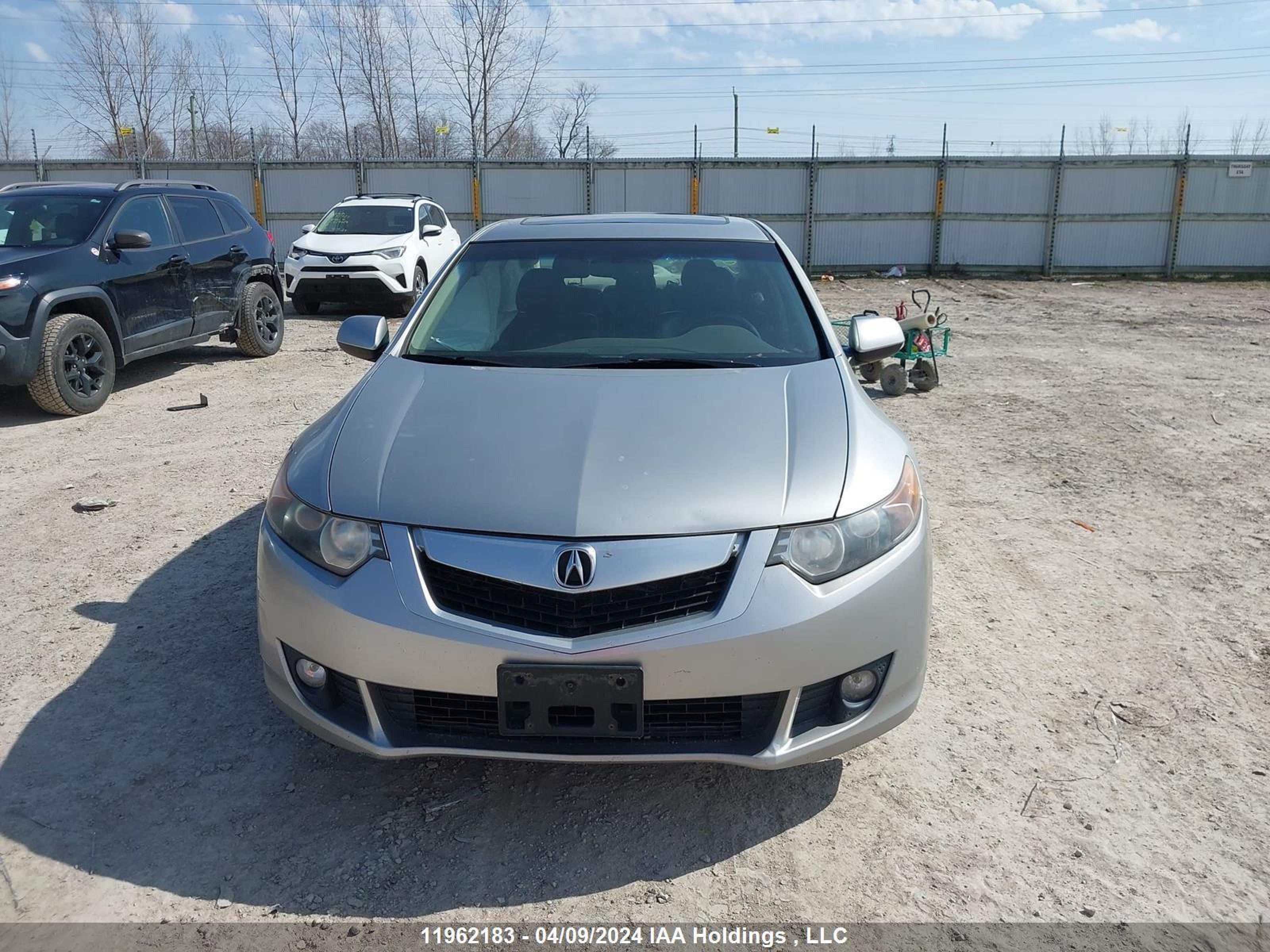 Photo 11 VIN: JH4CU266X9C802428 - ACURA TSX 