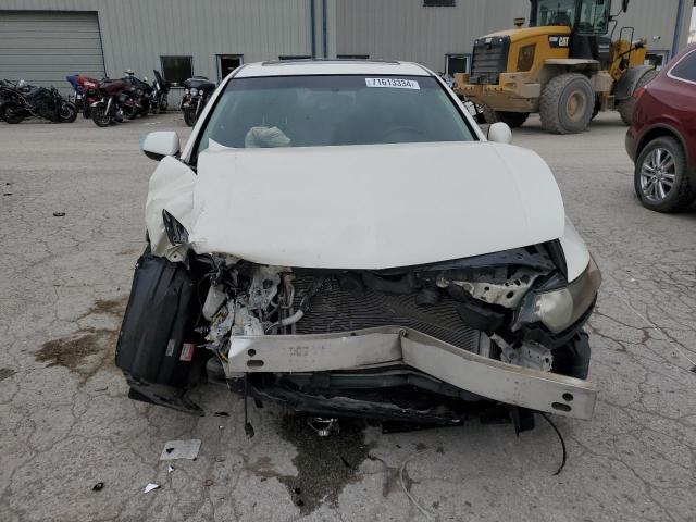 Photo 4 VIN: JH4CU2E60BC013664 - ACURA TSX 