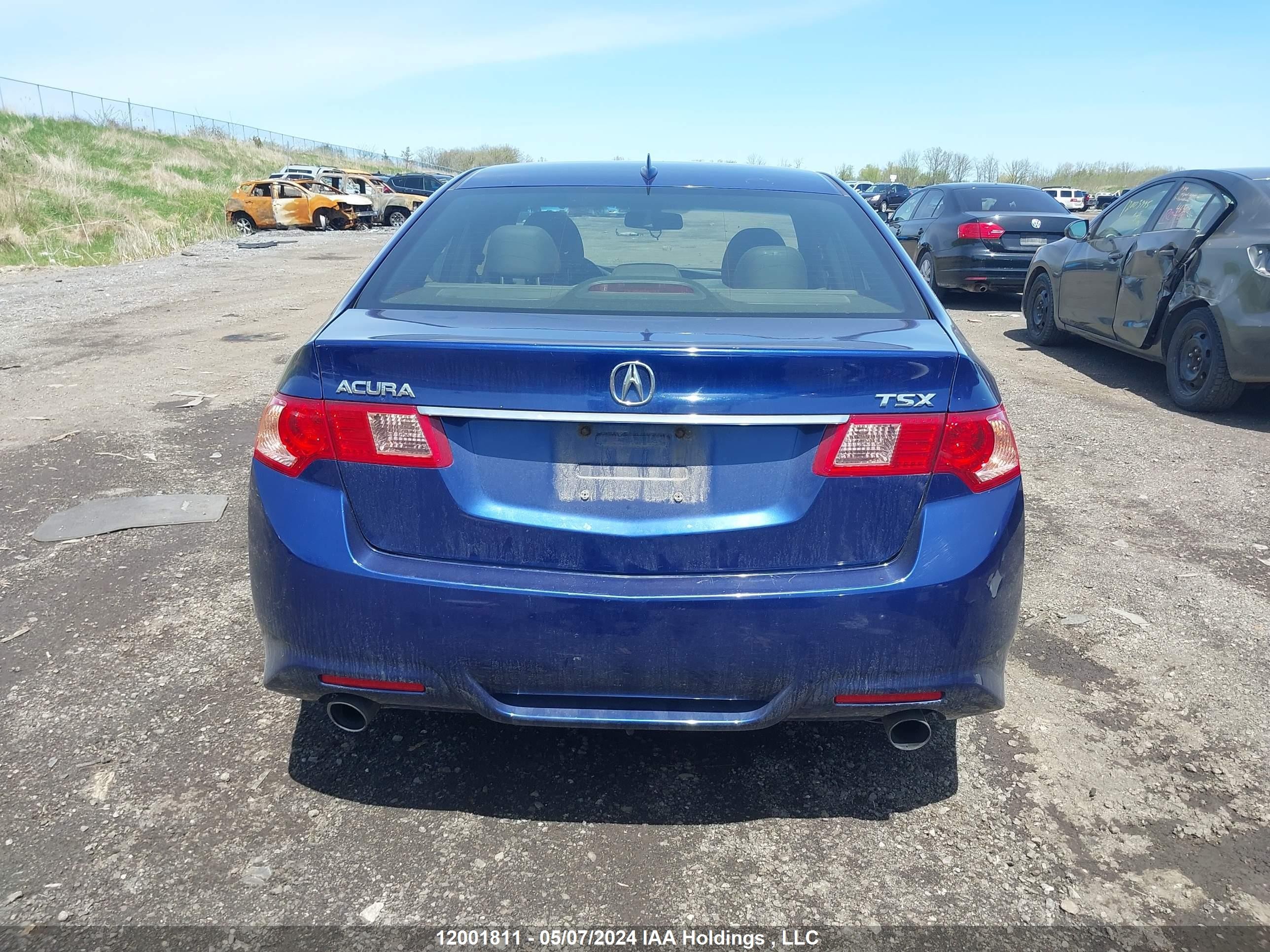 Photo 15 VIN: JH4CU2E87DC800406 - ACURA TSX 