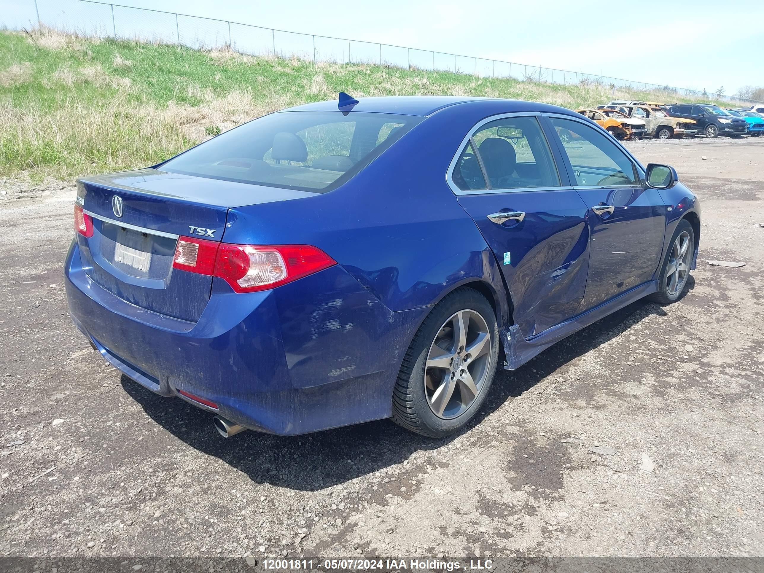 Photo 3 VIN: JH4CU2E87DC800406 - ACURA TSX 