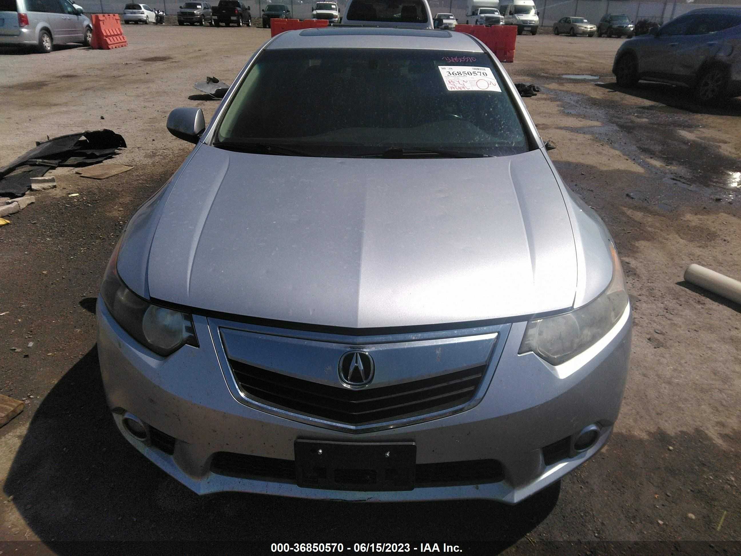 Photo 11 VIN: JH4CU2F41CC010433 - ACURA TSX 