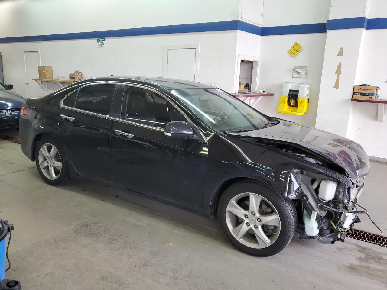 Photo 3 VIN: JH4CU2F41DC003645 - ACURA TSX 