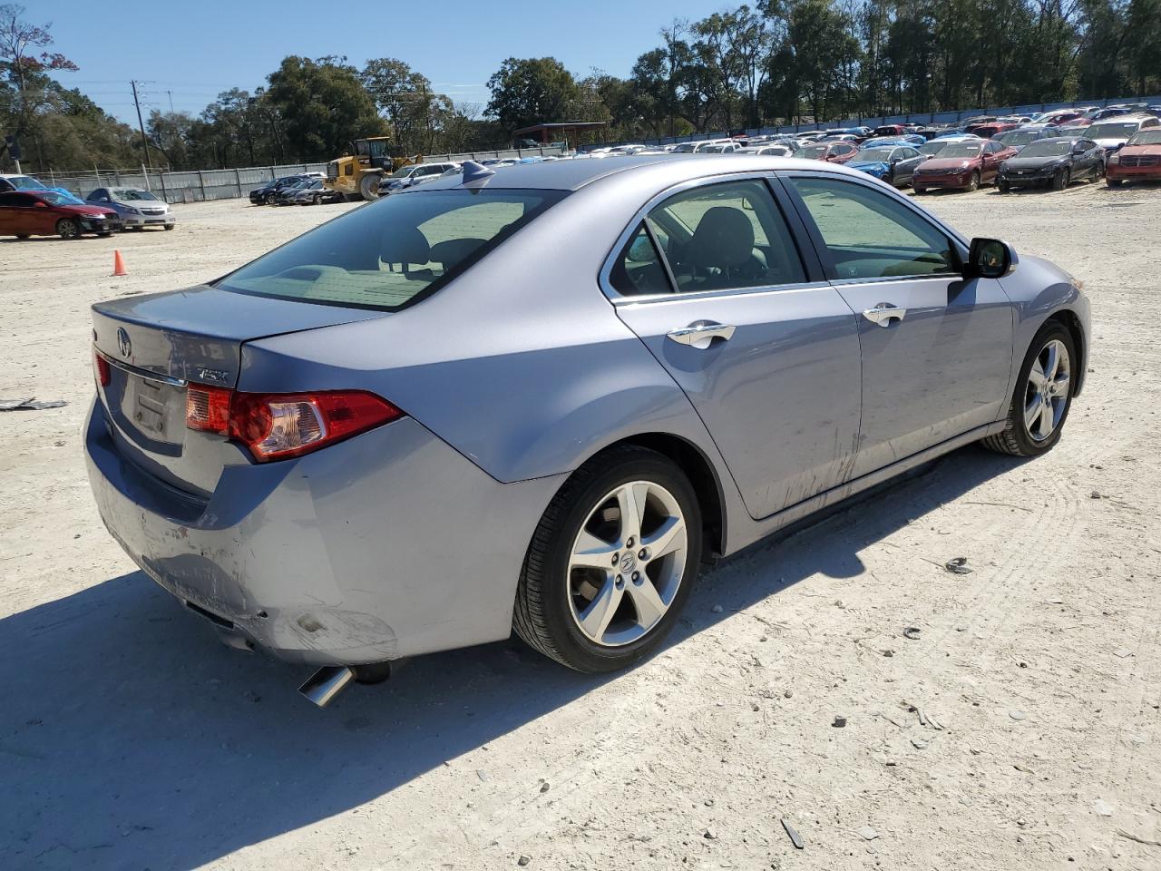 Photo 2 VIN: JH4CU2F43CC013205 - ACURA TSX 