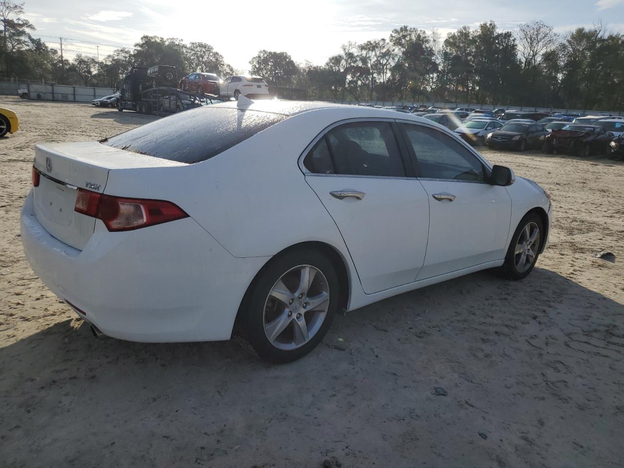 Photo 2 VIN: JH4CU2F45CC017031 - ACURA TSX 