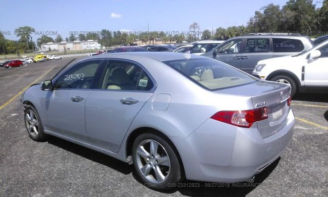 Photo 2 VIN: JH4CU2F48CC030033 - ACURA TSX 