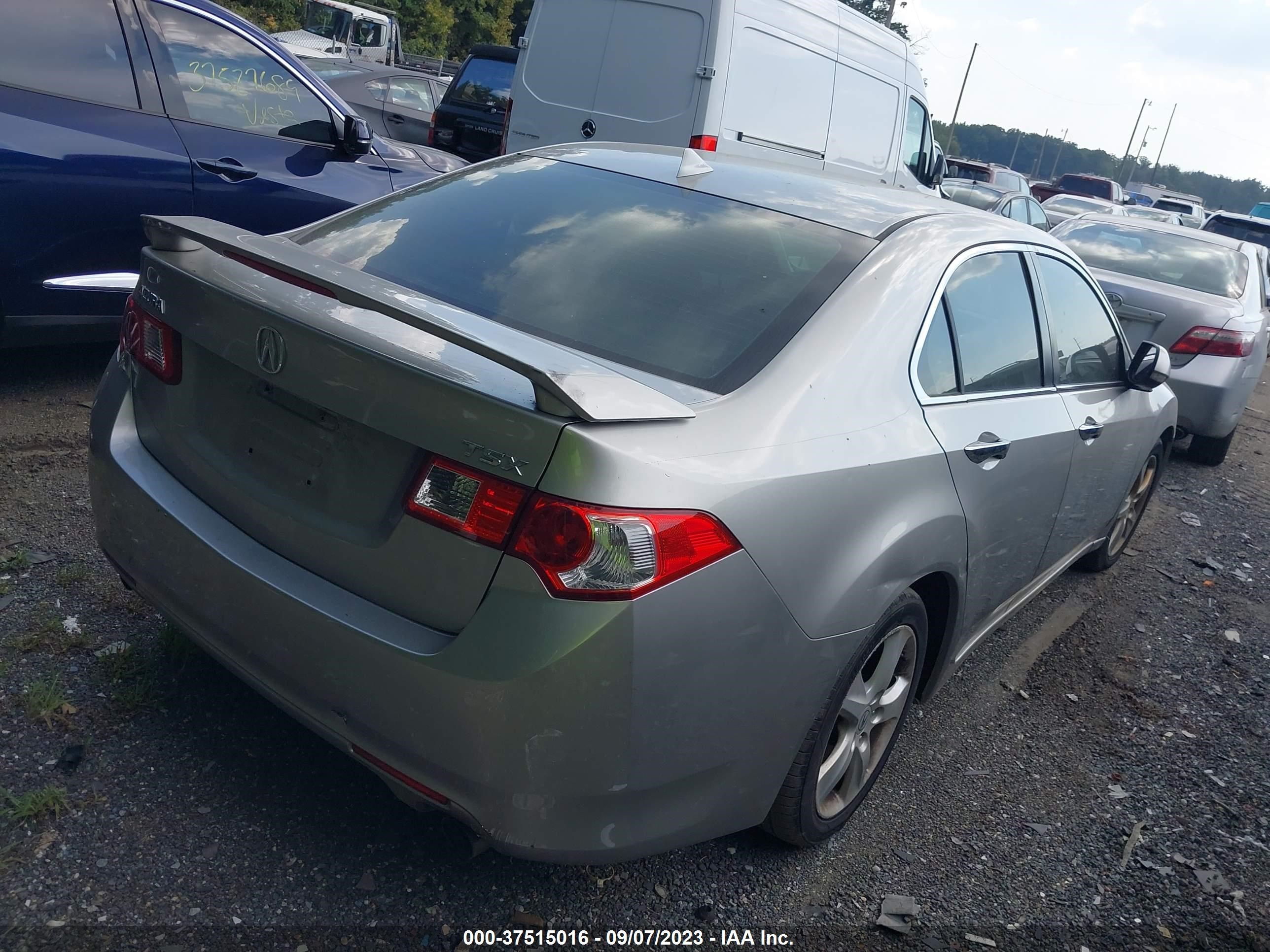 Photo 3 VIN: JH4CU2F60AC007912 - ACURA TSX 