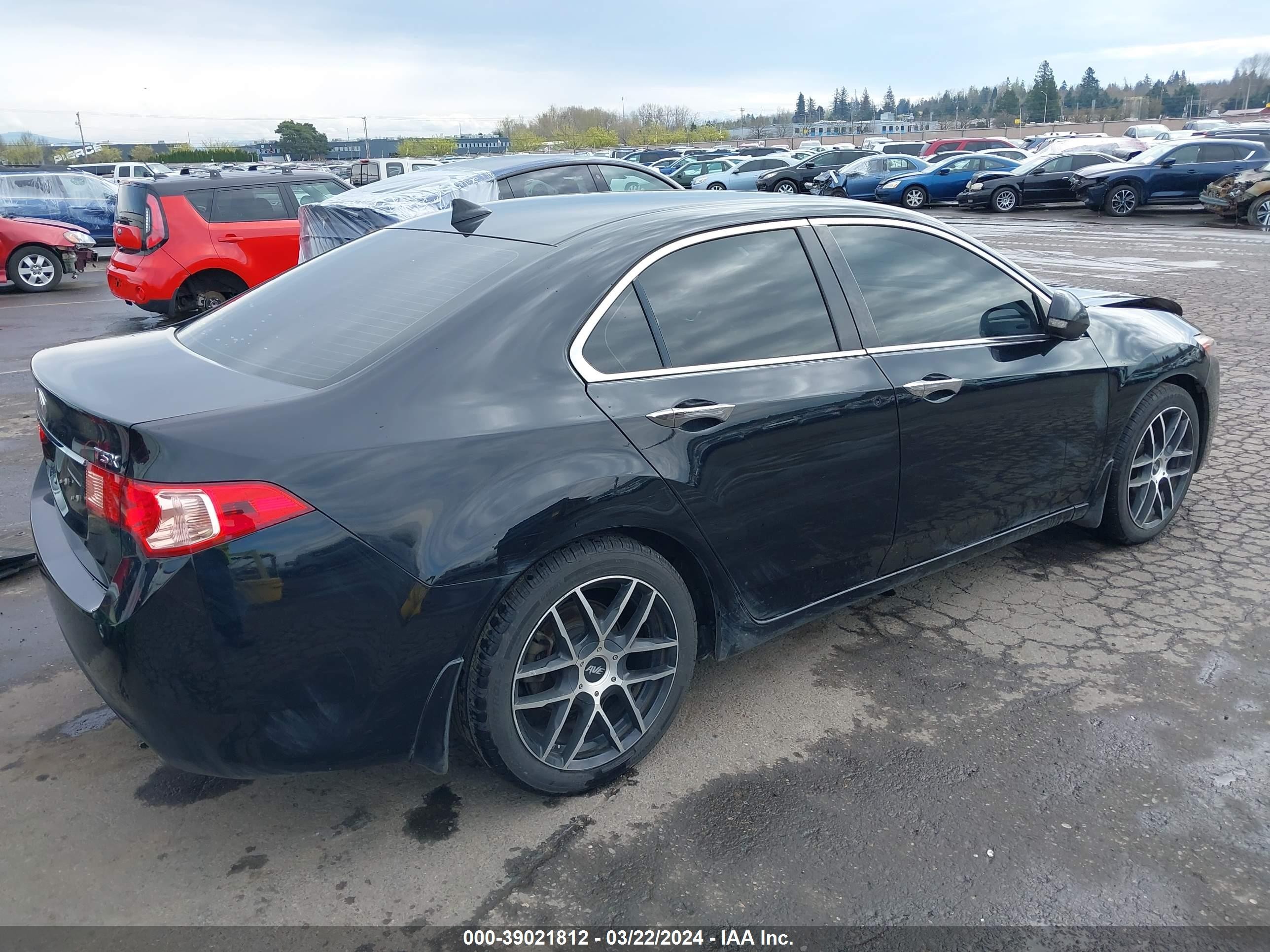 Photo 3 VIN: JH4CU2F60EC004529 - ACURA TSX 