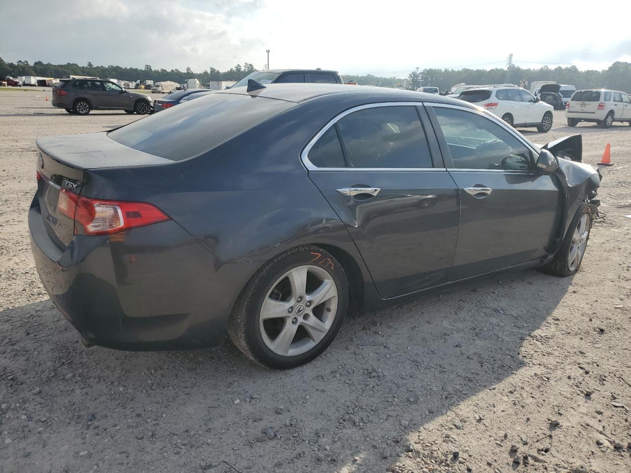 Photo 2 VIN: JH4CU2F62BC002230 - ACURA TSX 