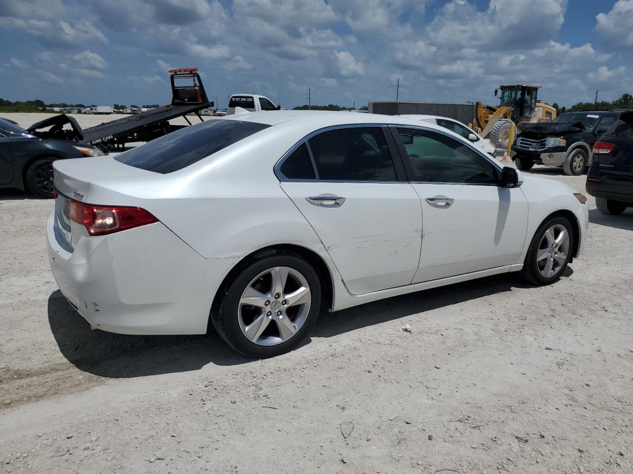 Photo 2 VIN: JH4CU2F63CC007129 - ACURA TSX 