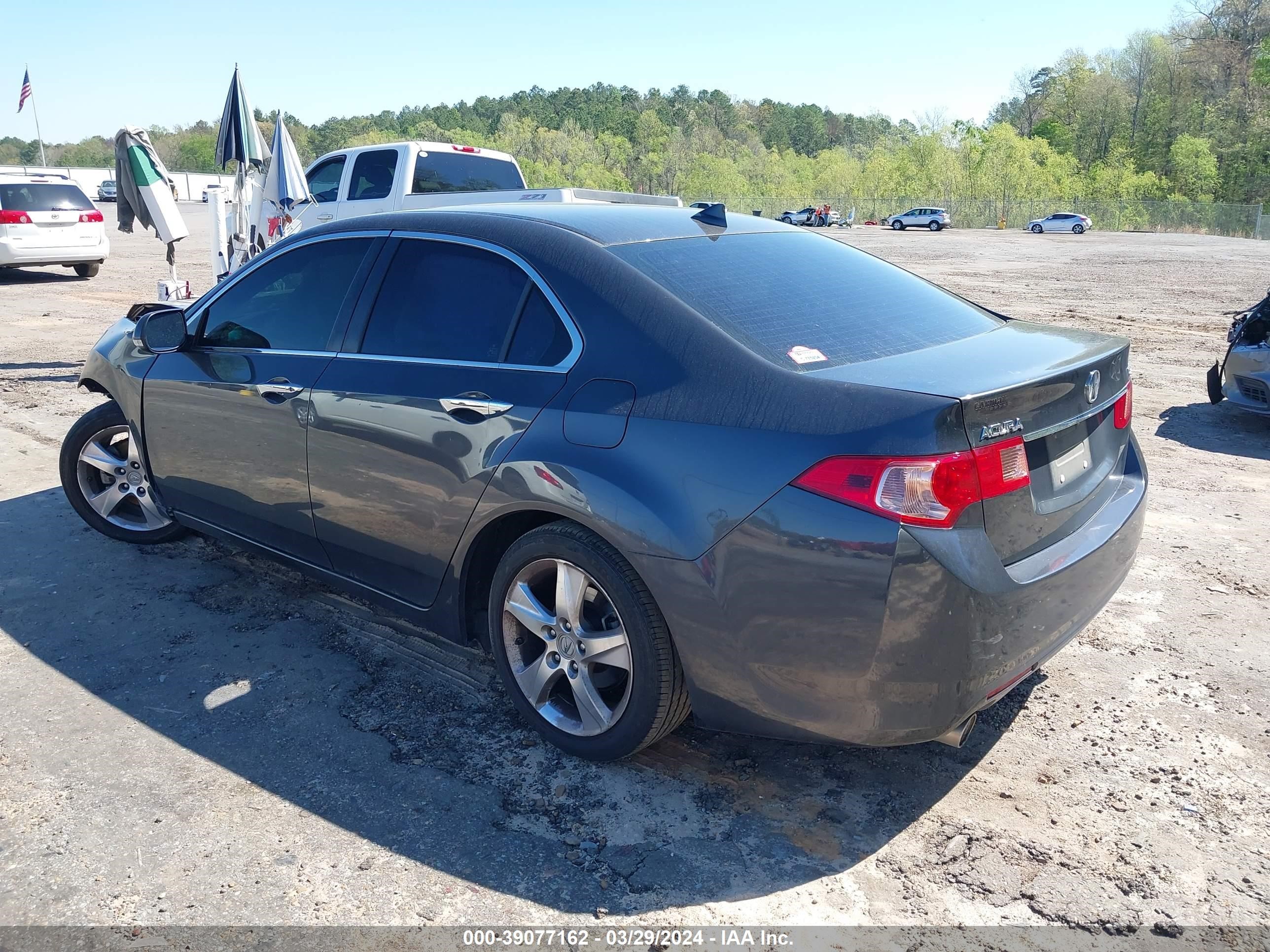 Photo 2 VIN: JH4CU2F65BC010998 - ACURA TSX 