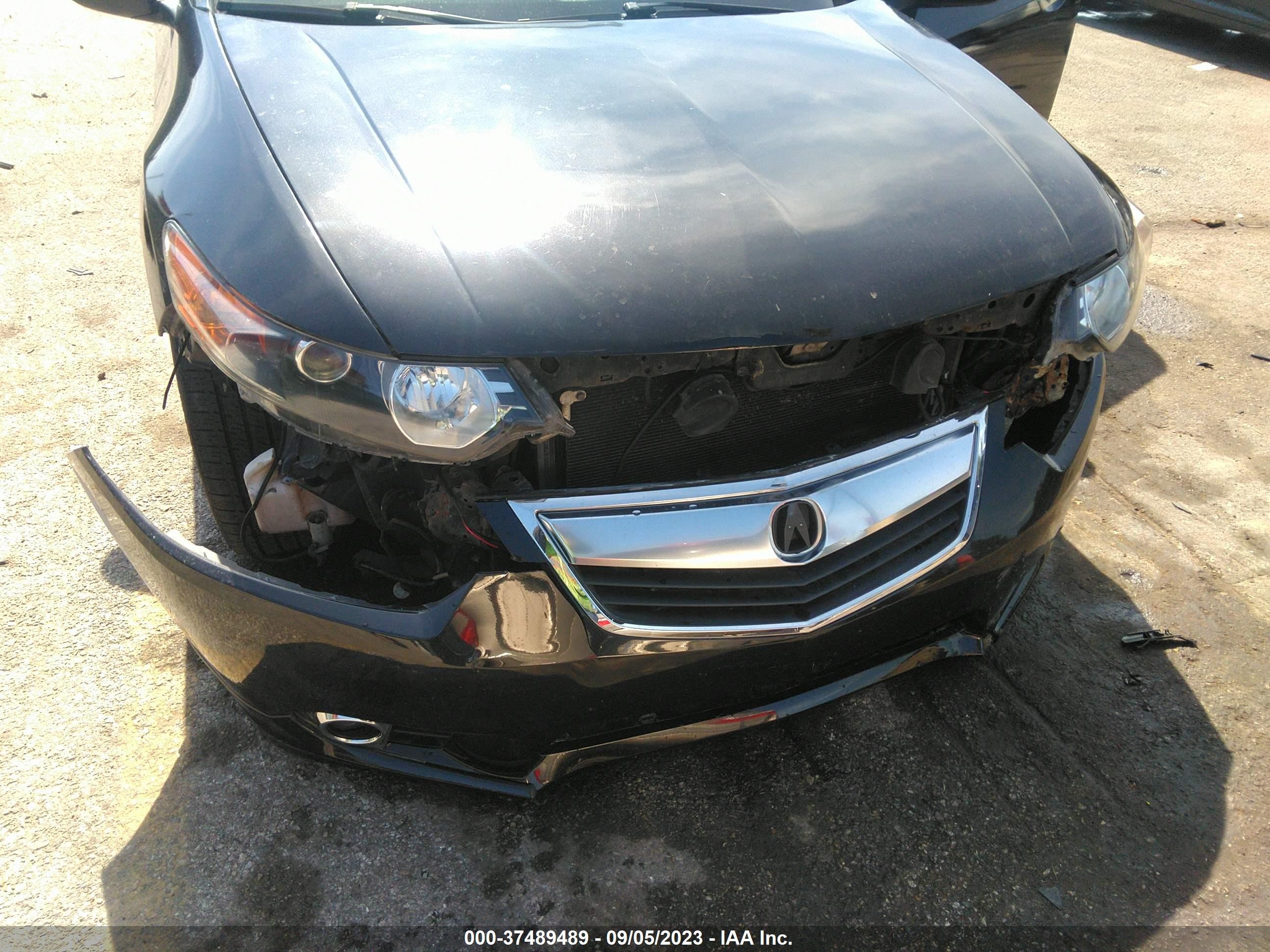 Photo 5 VIN: JH4CU2F66BC001131 - ACURA TSX 