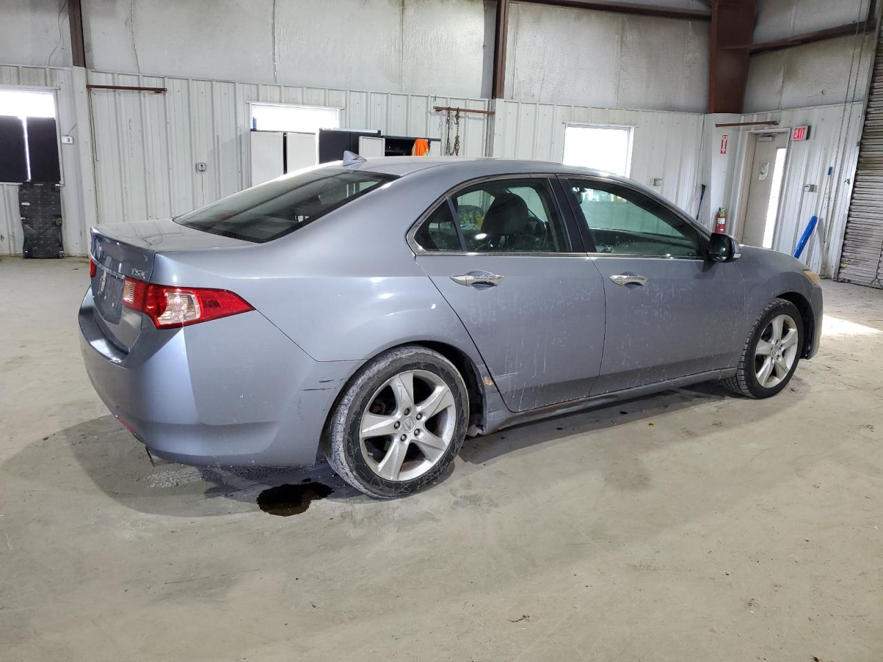 Photo 2 VIN: JH4CU2F67BC006628 - ACURA TSX 