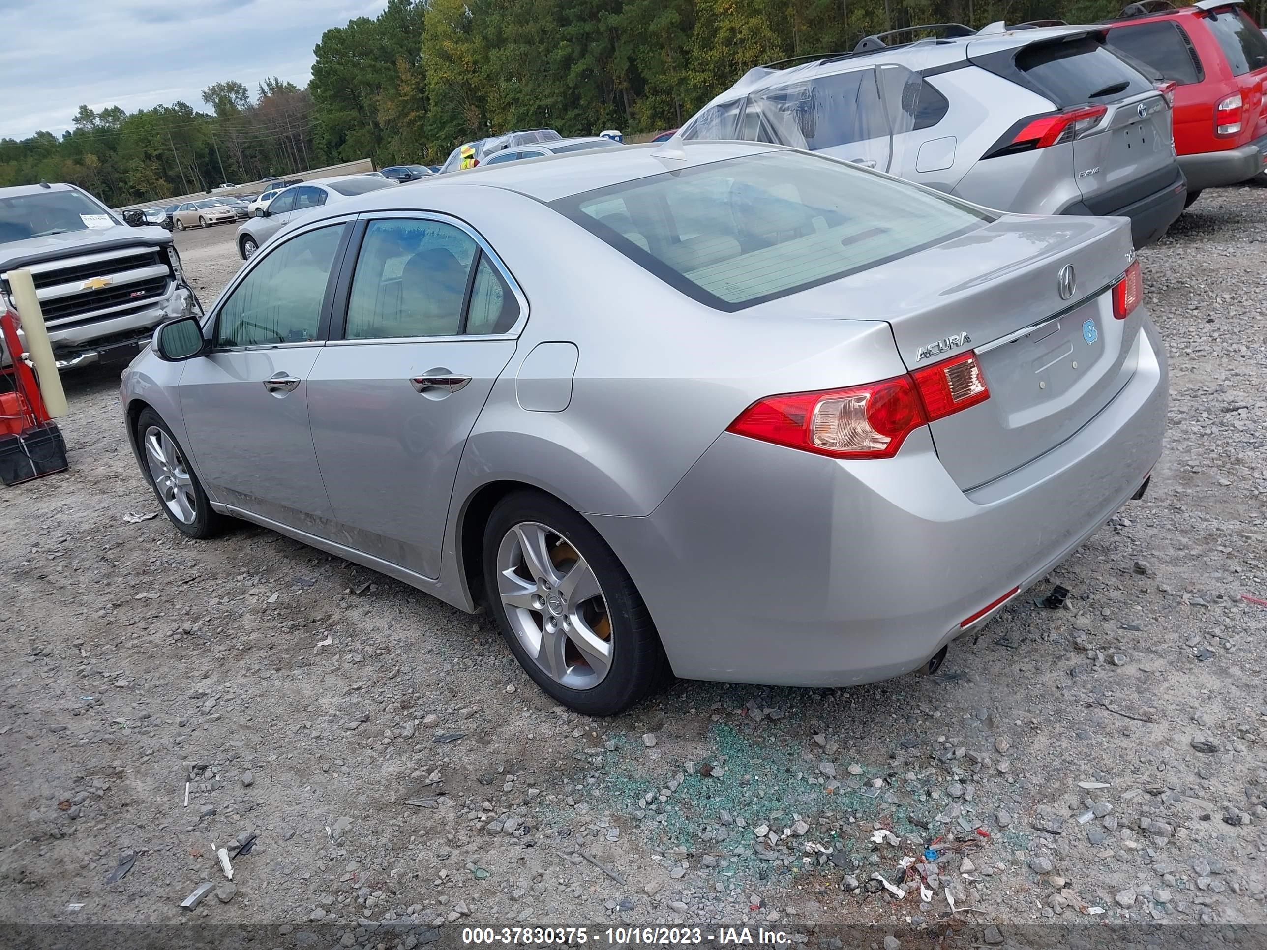 Photo 2 VIN: JH4CU2F67CC005352 - ACURA TSX 