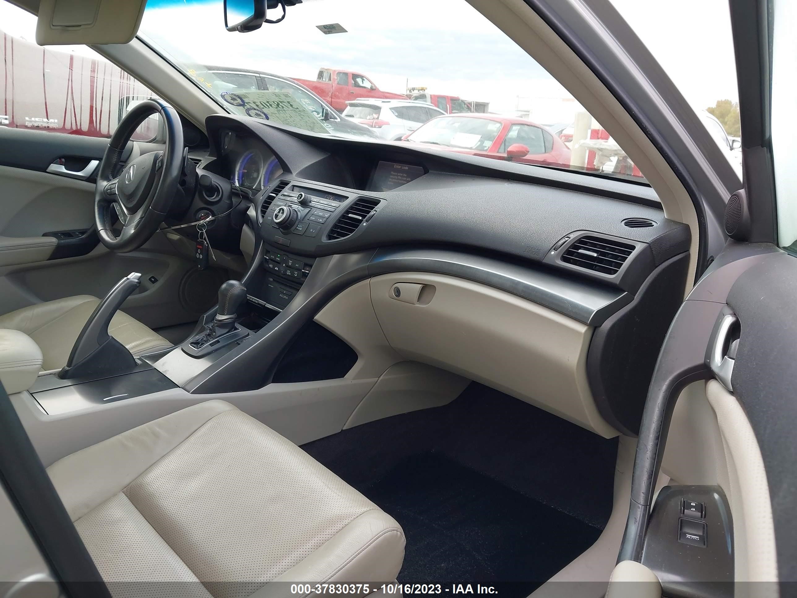 Photo 4 VIN: JH4CU2F67CC005352 - ACURA TSX 