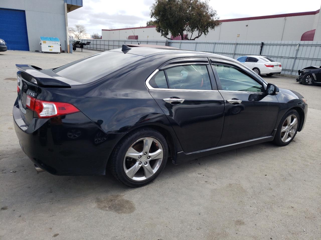 Photo 2 VIN: JH4CU2F68AC010007 - ACURA TSX 