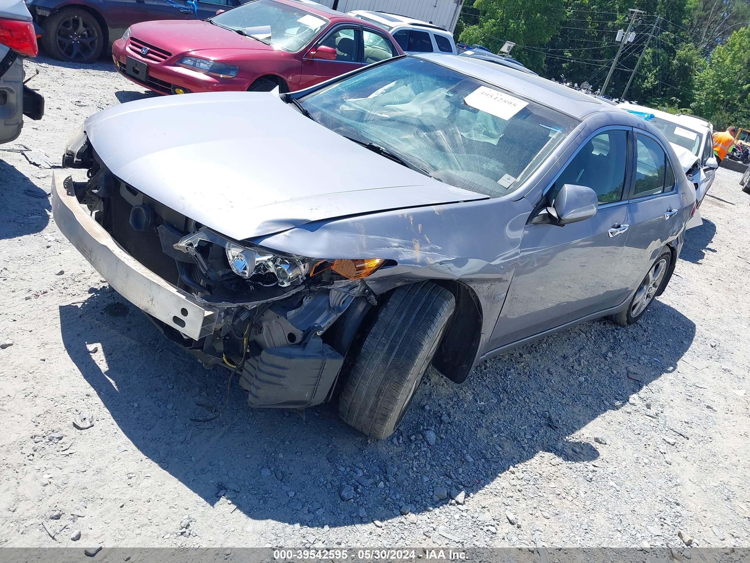 Photo 1 VIN: JH4CU2F68BC002796 - ACURA TSX 