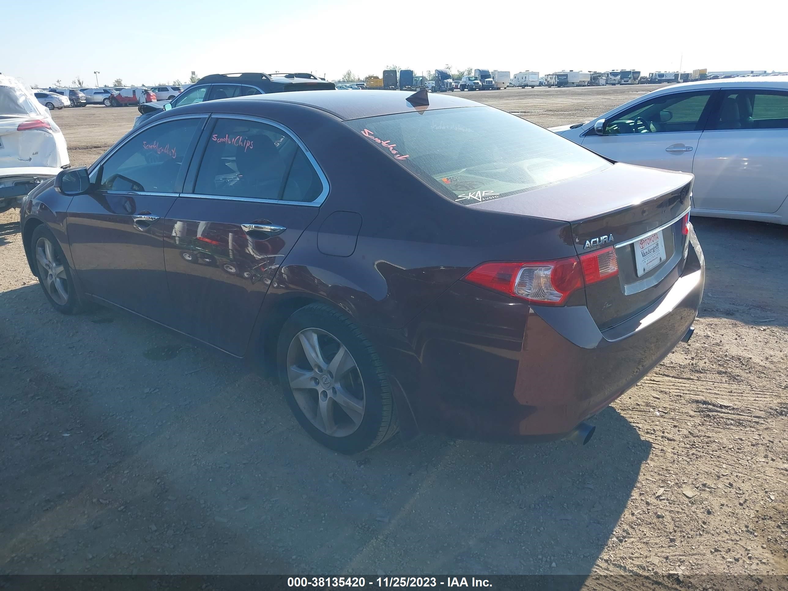 Photo 2 VIN: JH4CU2F6XBC008454 - ACURA TSX 