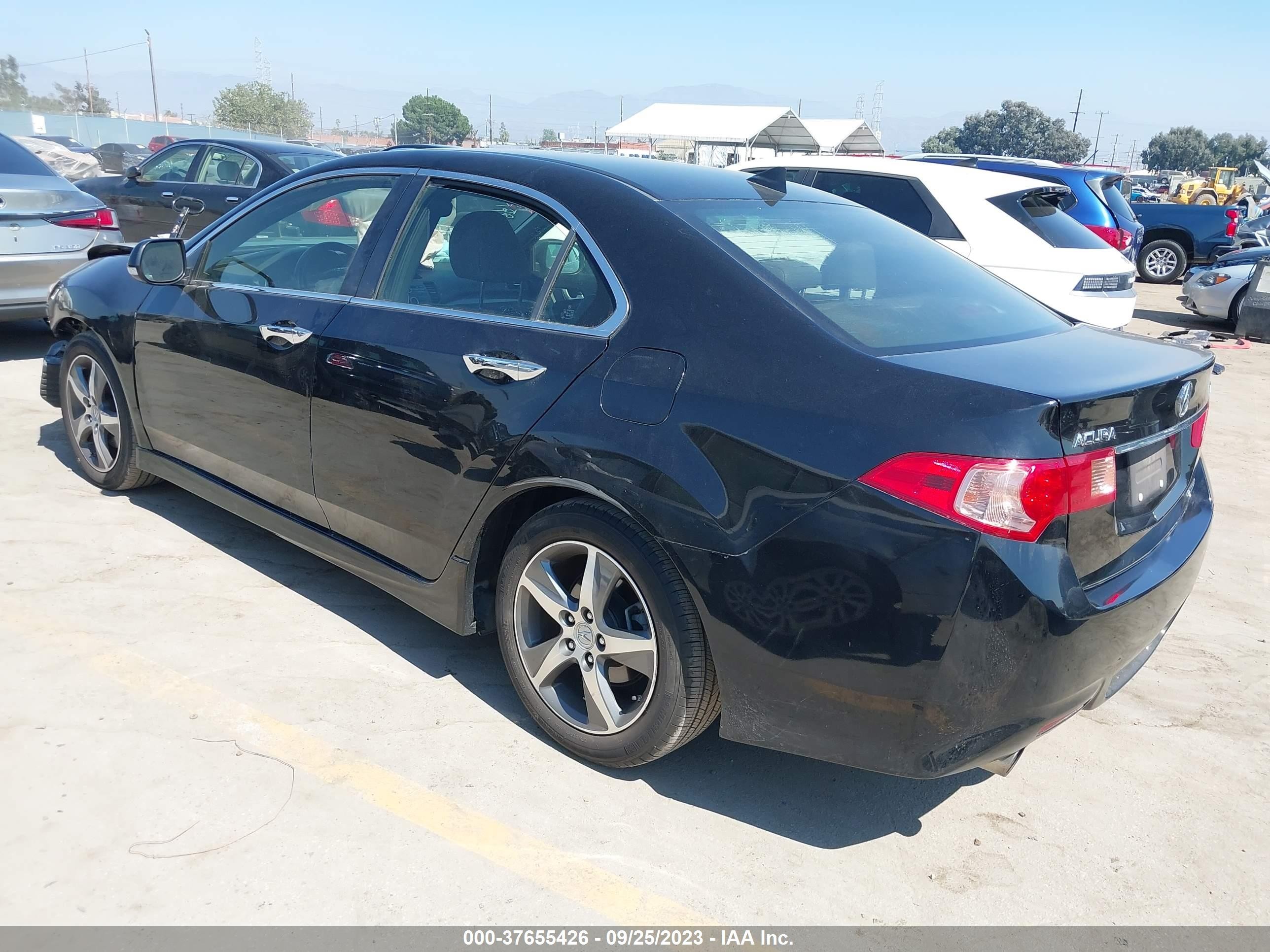 Photo 2 VIN: JH4CU2F80DC000531 - ACURA TSX 