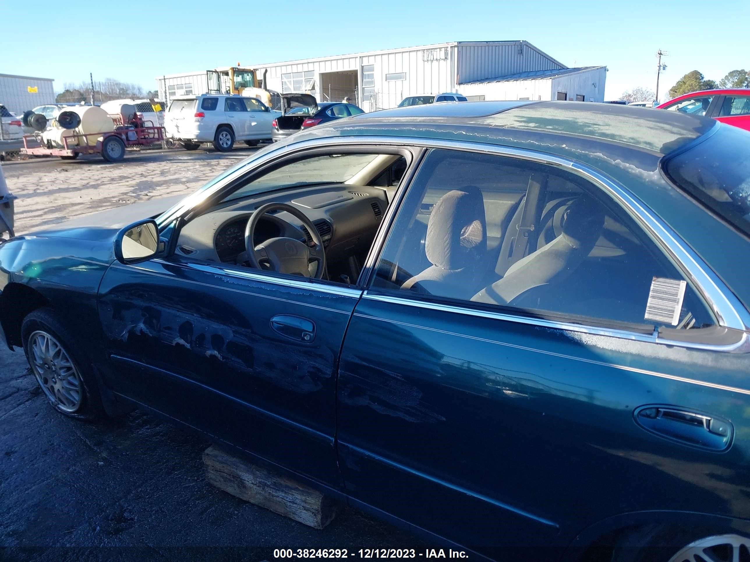 Photo 13 VIN: JH4DB7551WS004384 - ACURA INTEGRA 