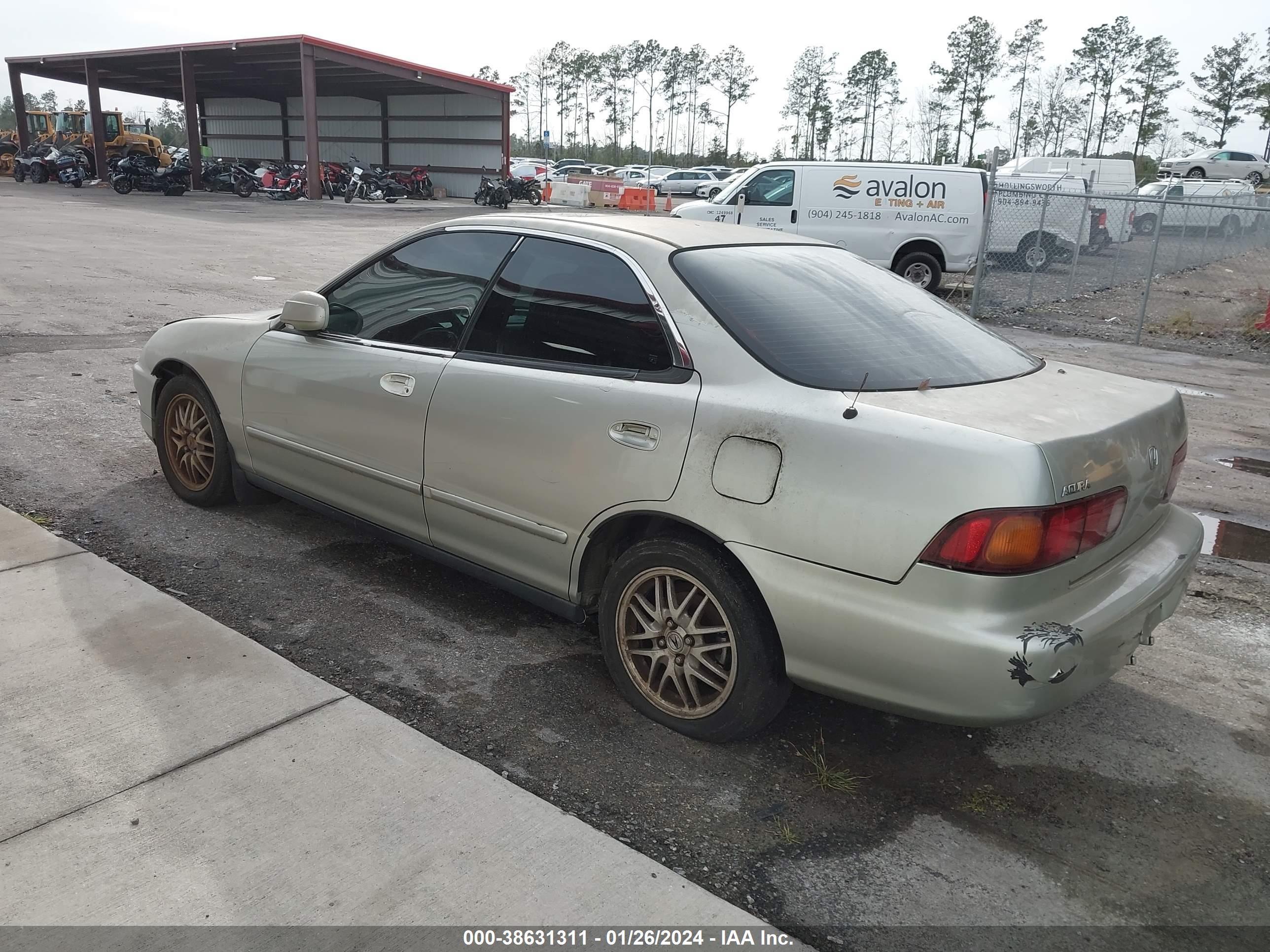 Photo 2 VIN: JH4DB7662VS000687 - ACURA INTEGRA 