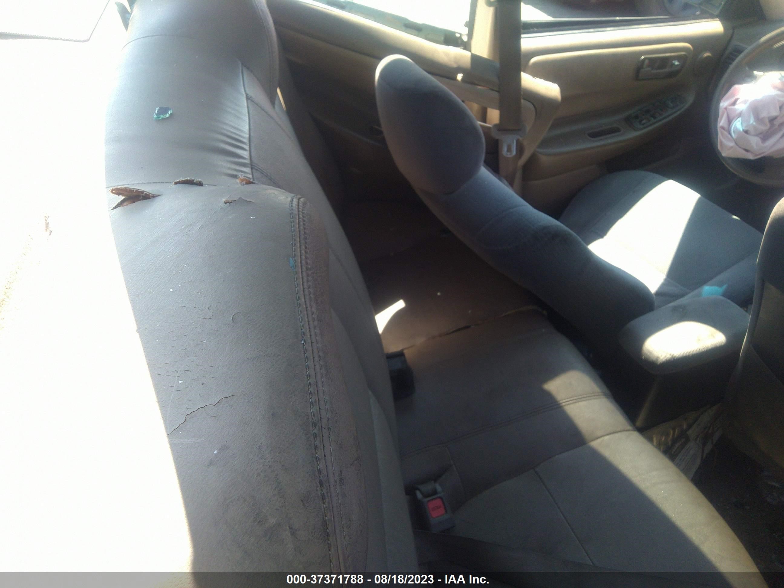 Photo 7 VIN: JH4DB8596TS001145 - ACURA INTEGRA 