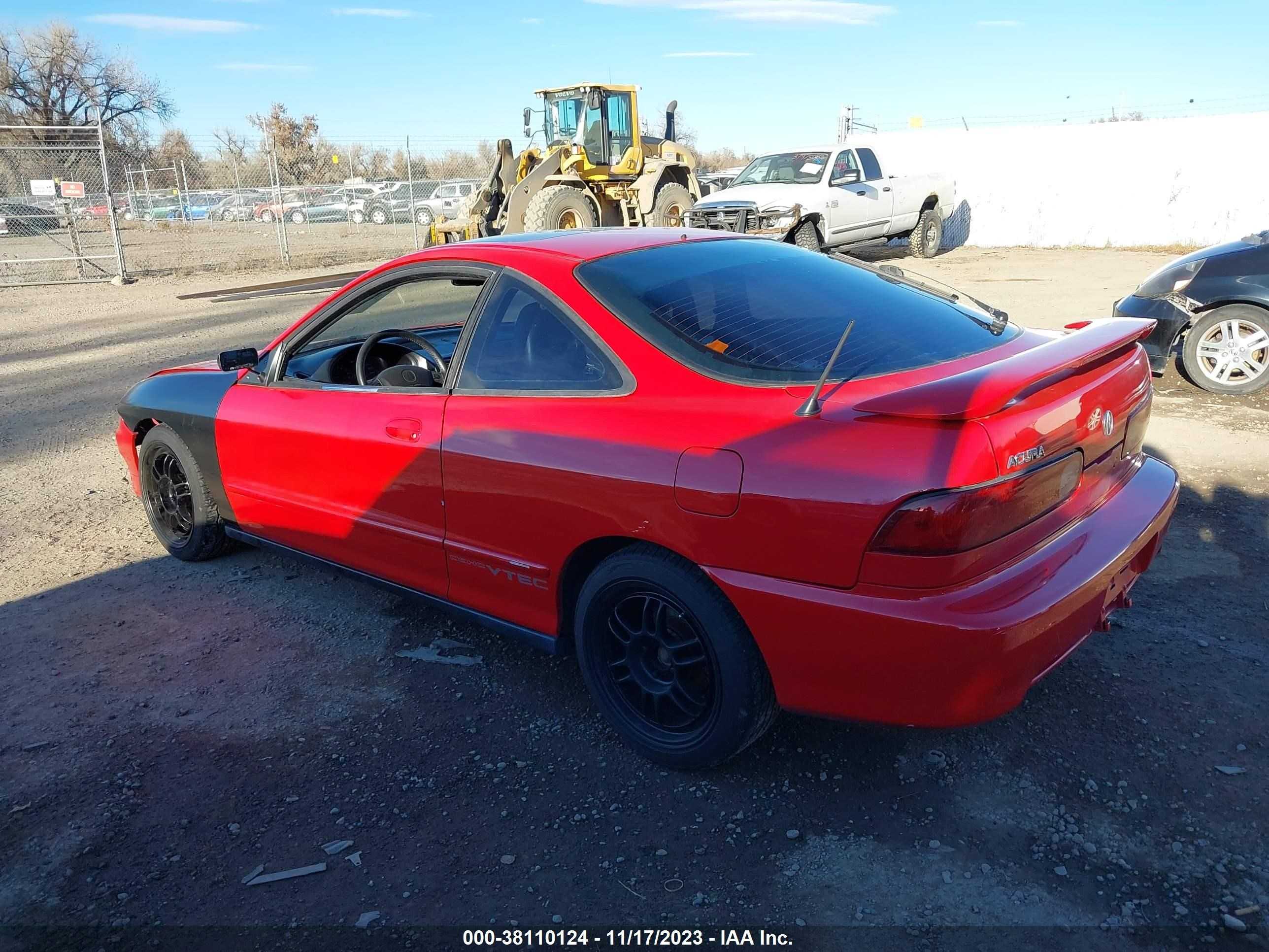 Photo 2 VIN: JH4DC2395XS003861 - ACURA INTEGRA 