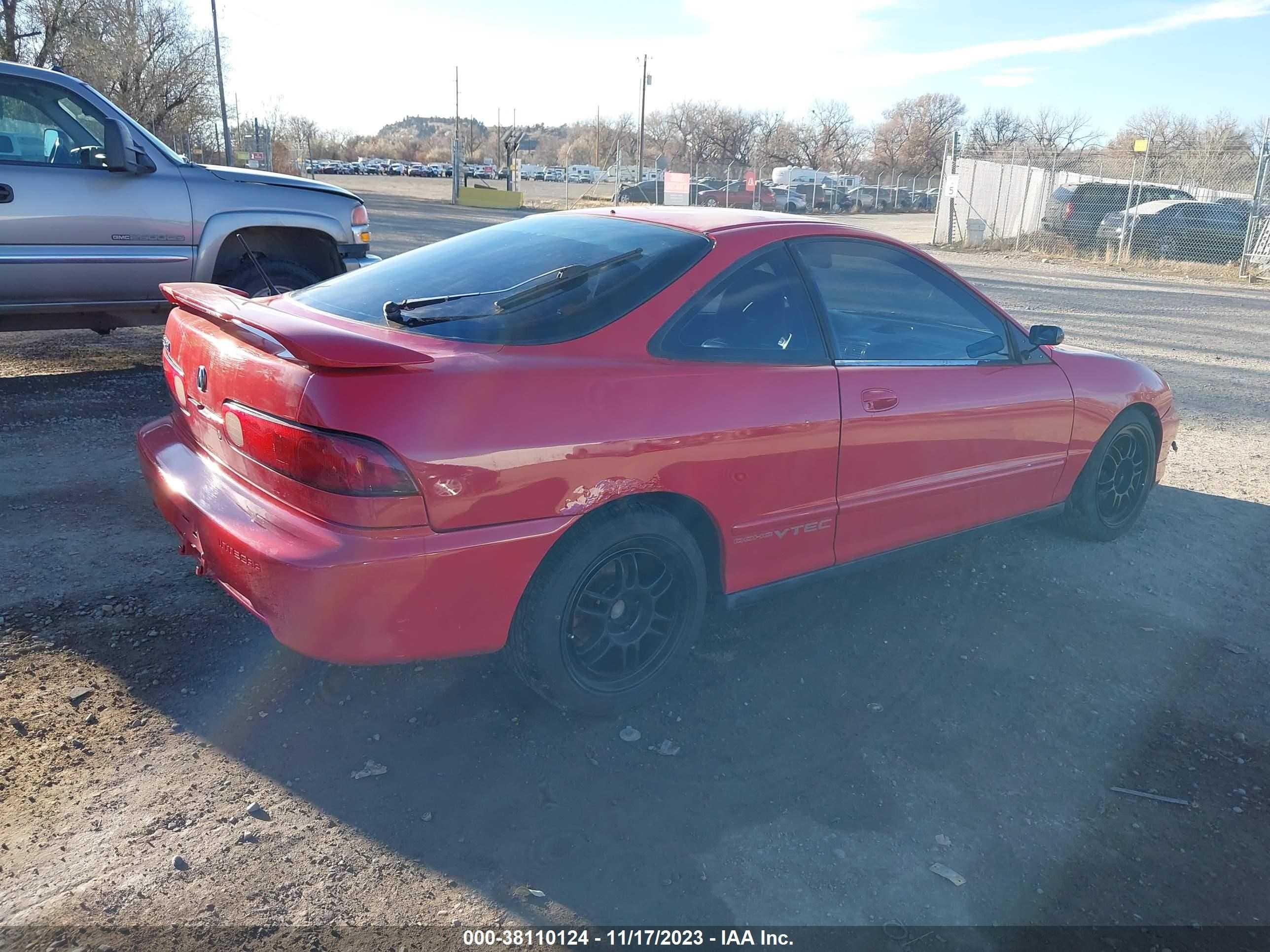 Photo 3 VIN: JH4DC2395XS003861 - ACURA INTEGRA 